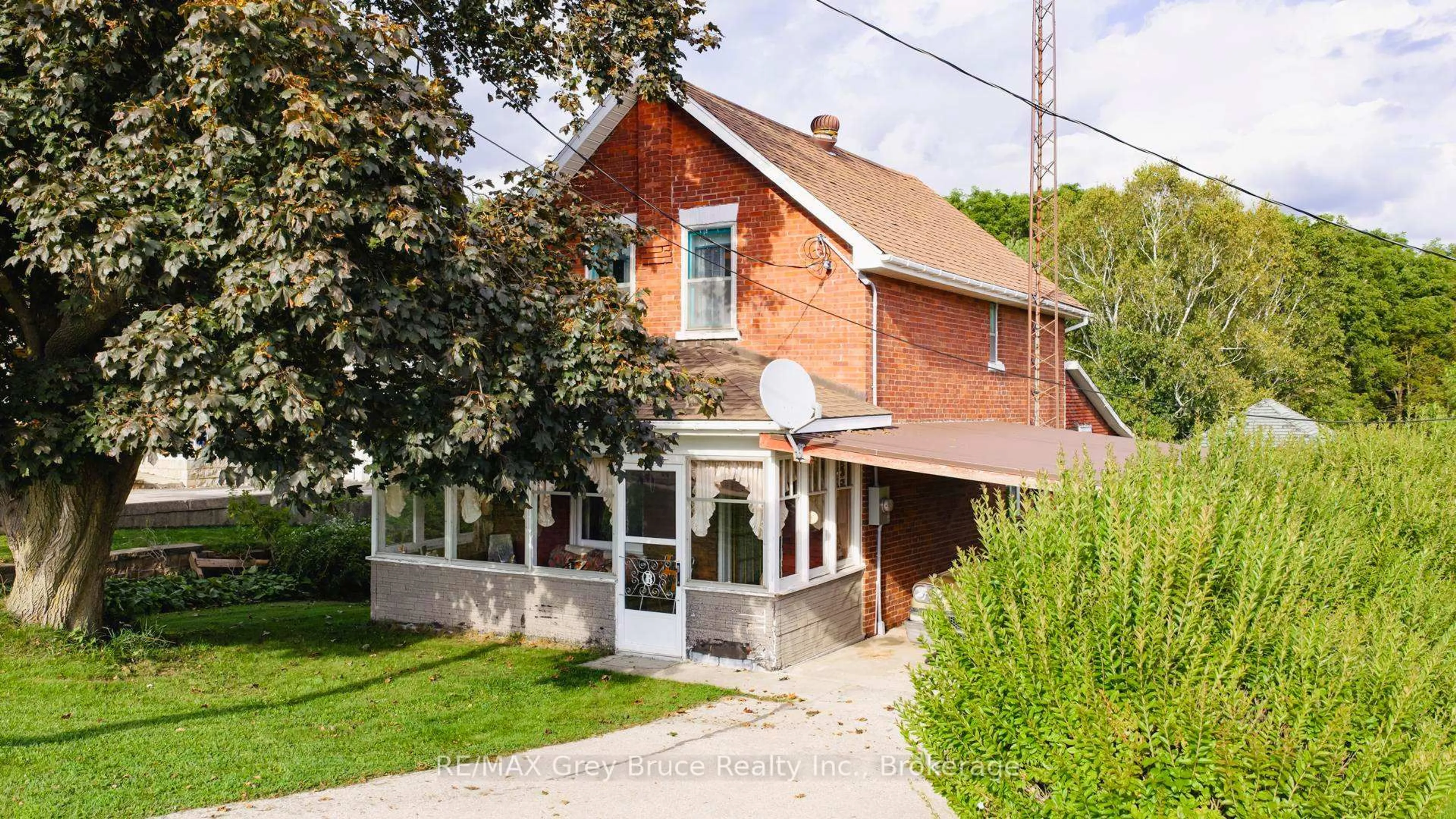 Home with brick exterior material, street for 367 1st Ave, Arran-Elderslie Ontario N0G 1L0