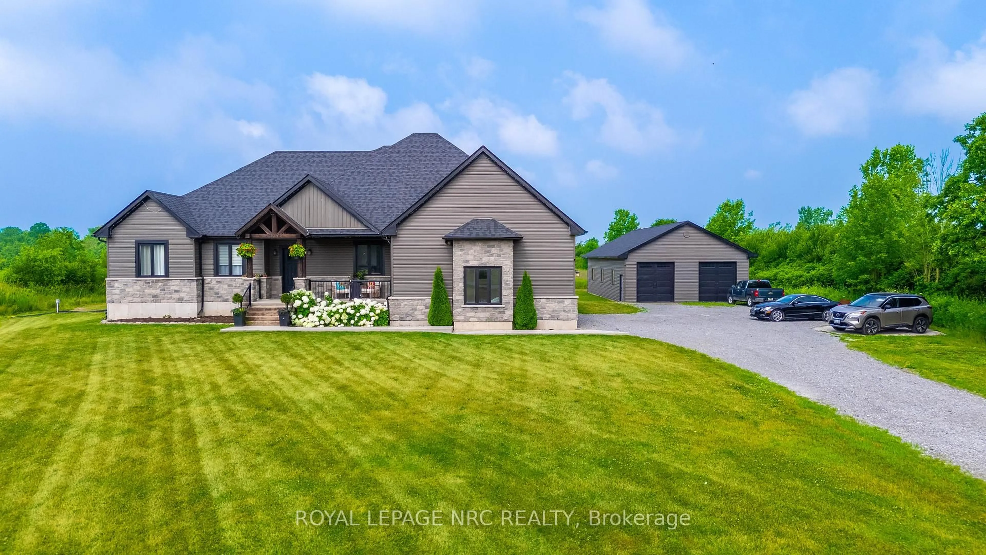 A pic from outside/outdoor area/front of a property/back of a property/a pic from drone, unknown for 856 Lorraine Rd, Port Colborne Ontario L3K 5V5