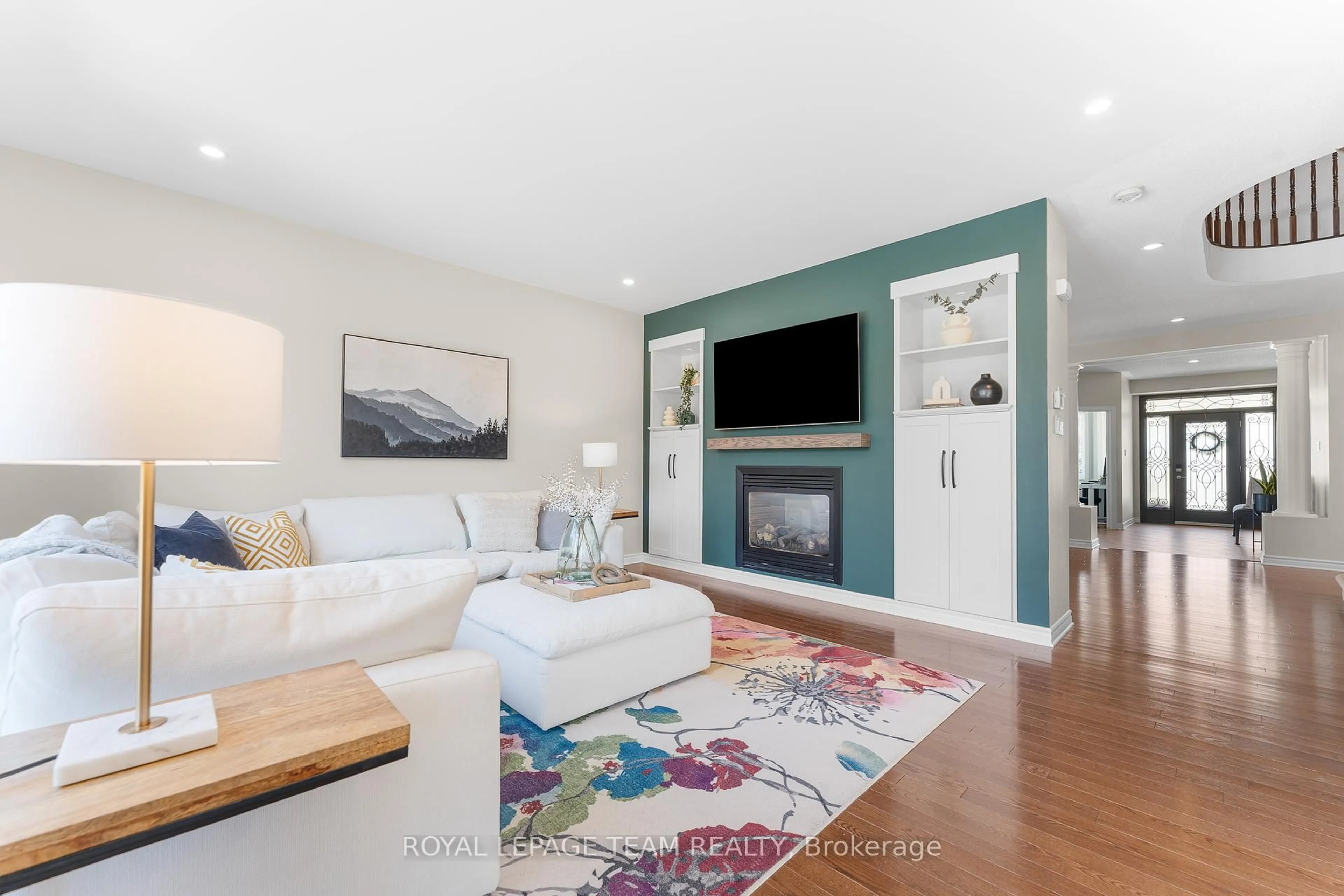 Living room with furniture, unknown for 500 Teskiwa Cres, Kanata Ontario K2W 1H7