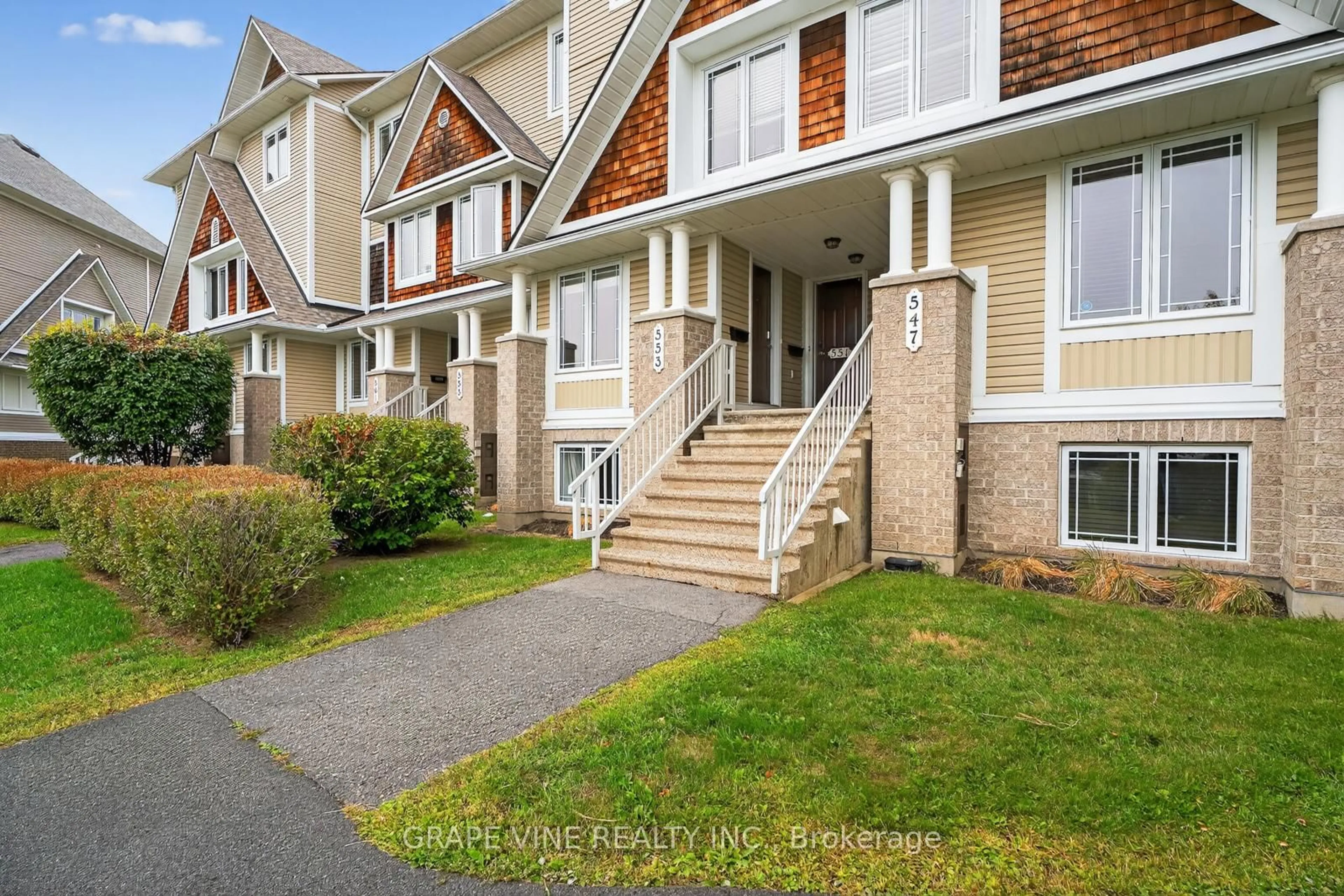 Unknown for 553 Lakeridge Dr, Ottawa Ontario K4A 0H4