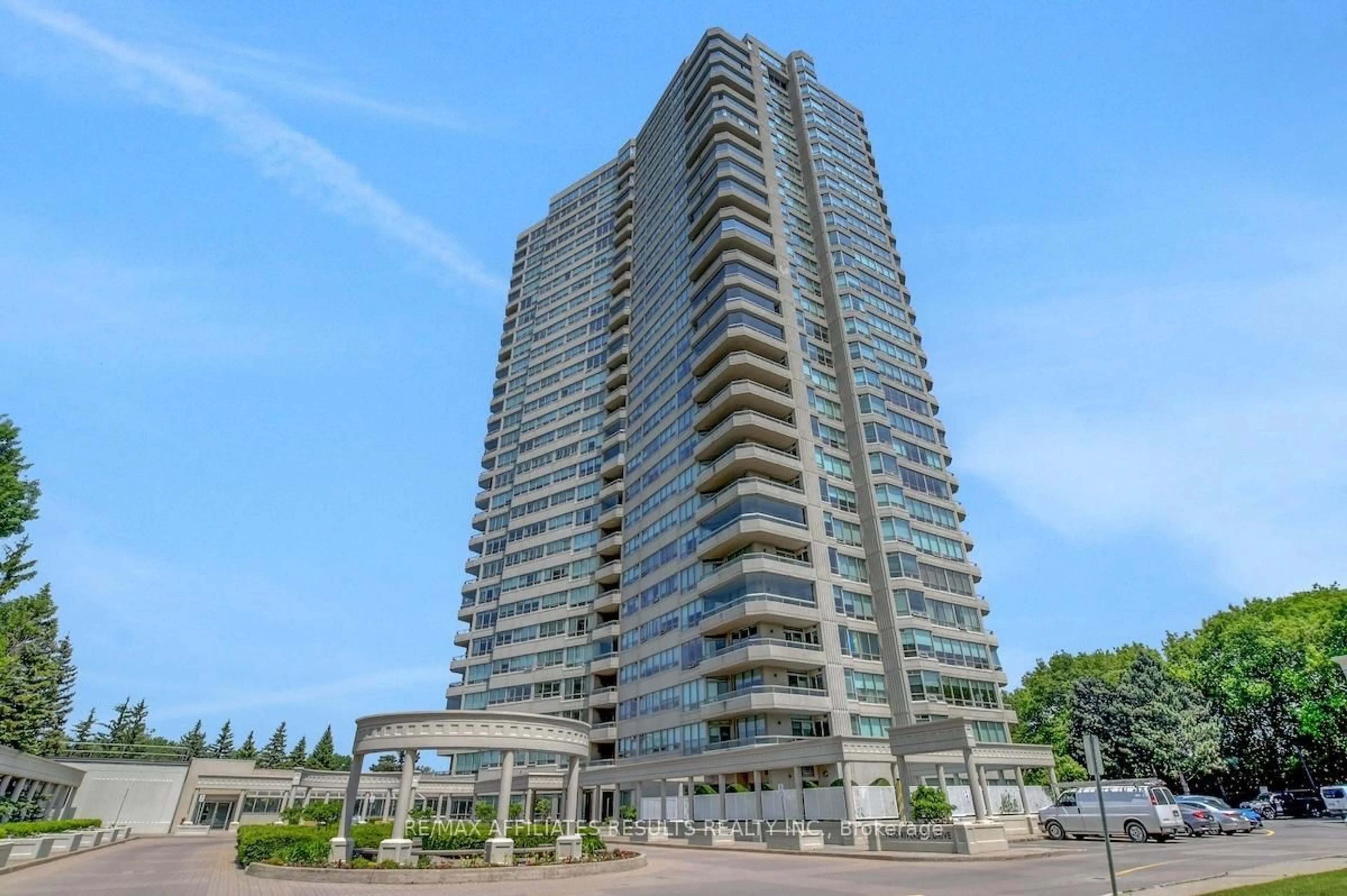 Indoor foyer for 1480 Riverside Dr #1906, Ottawa Ontario K1G 5H2
