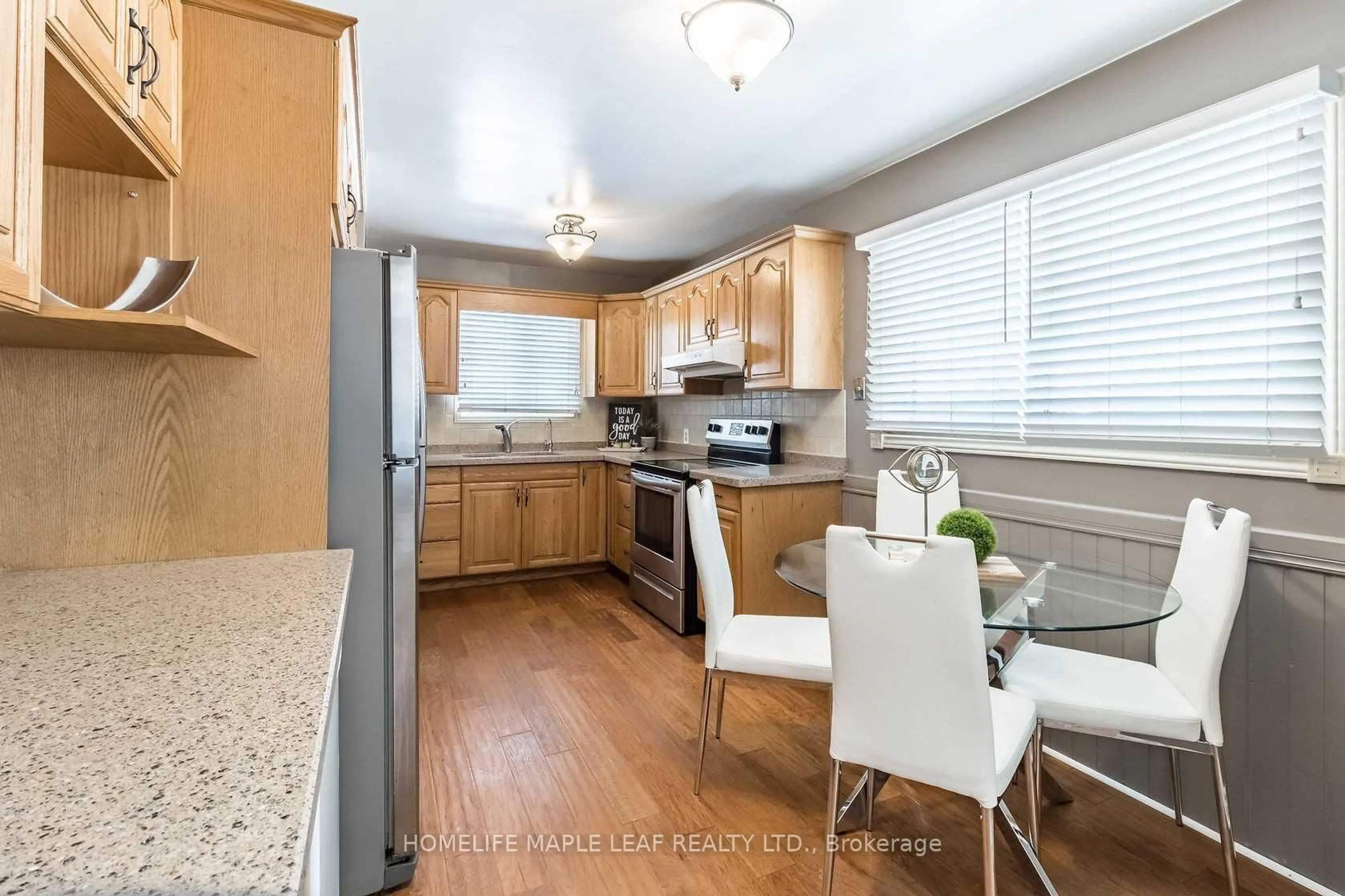 Standard kitchen, wood/laminate floor for 374136 6th Line, Amaranth Ontario L9W 0H6