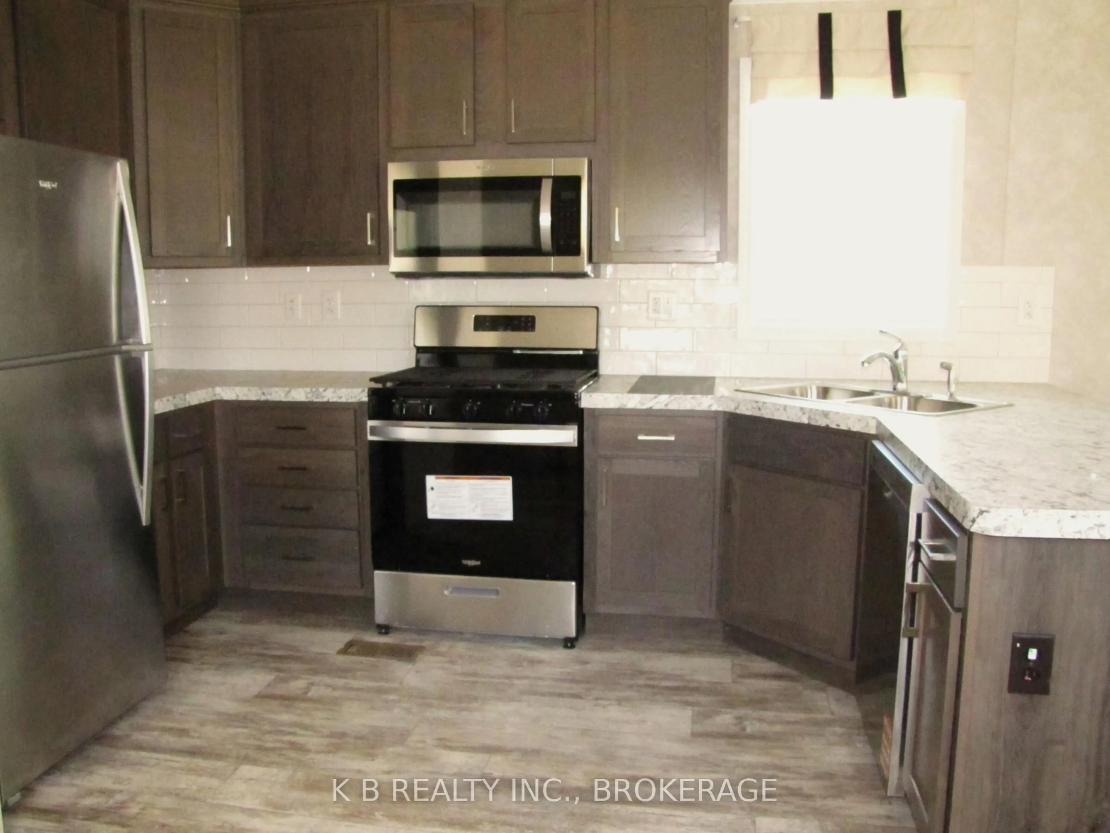 Standard kitchen, unknown for 1 Parkington Pl, Kingston Ontario K7K 5C7