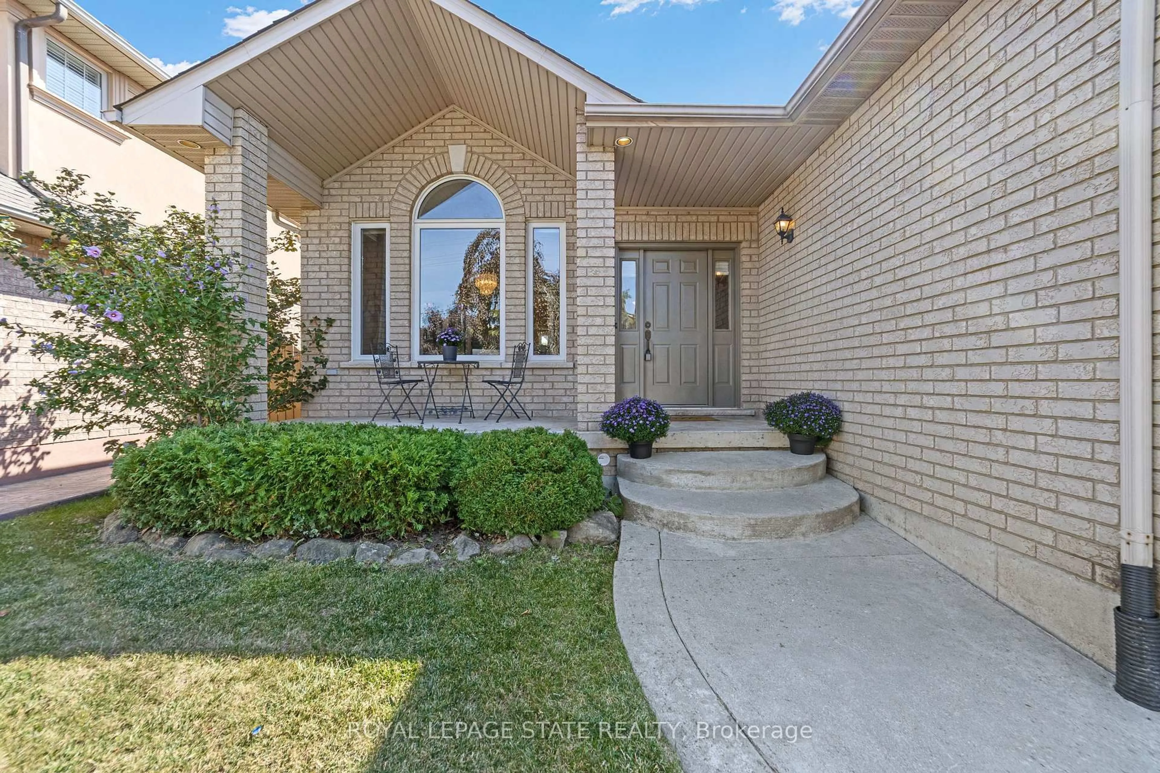 Home with brick exterior material, street for 96 Second Rd, Hamilton Ontario L8J 2V2