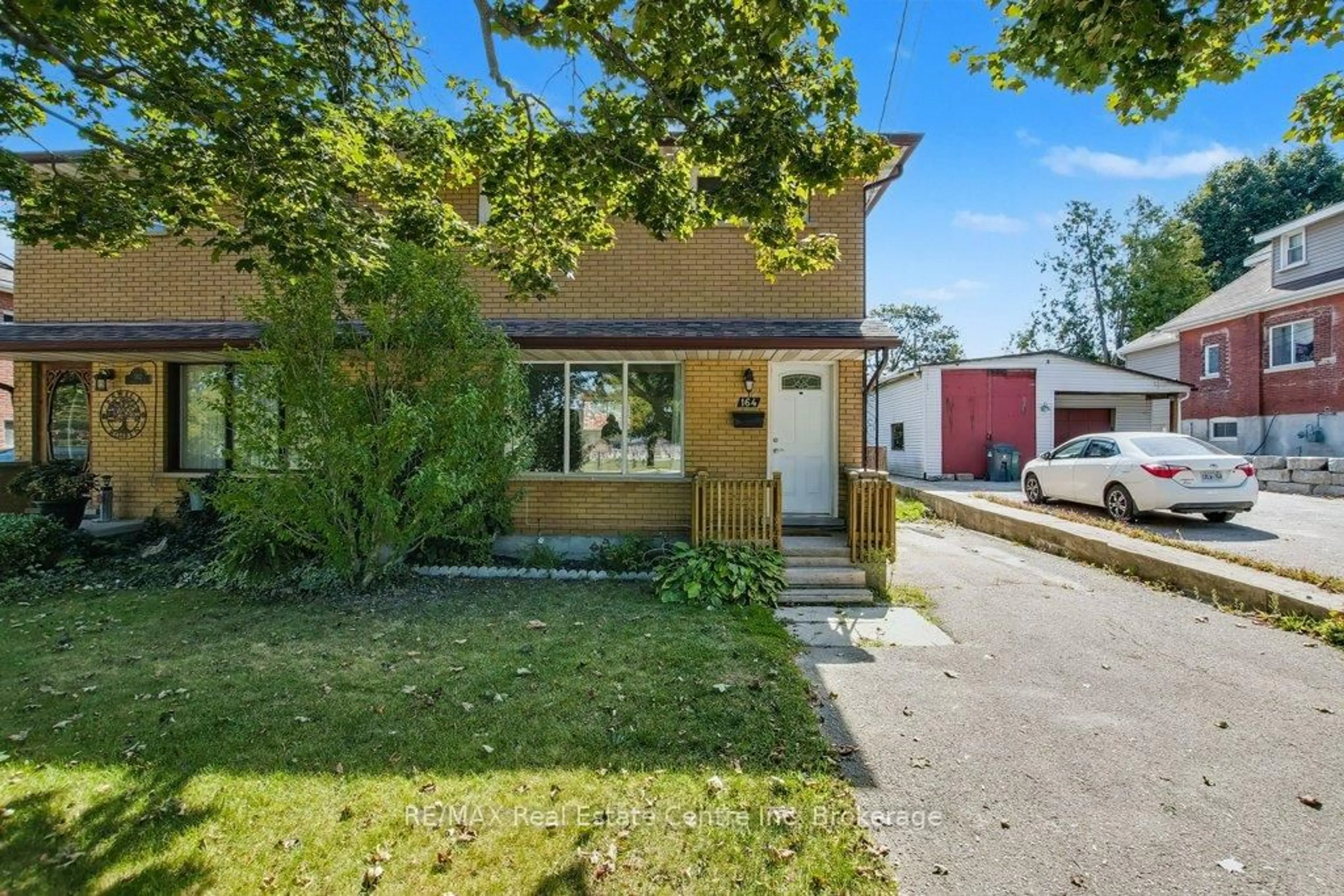 Unknown for 164 Willow Rd, Guelph Ontario N1H 1W8