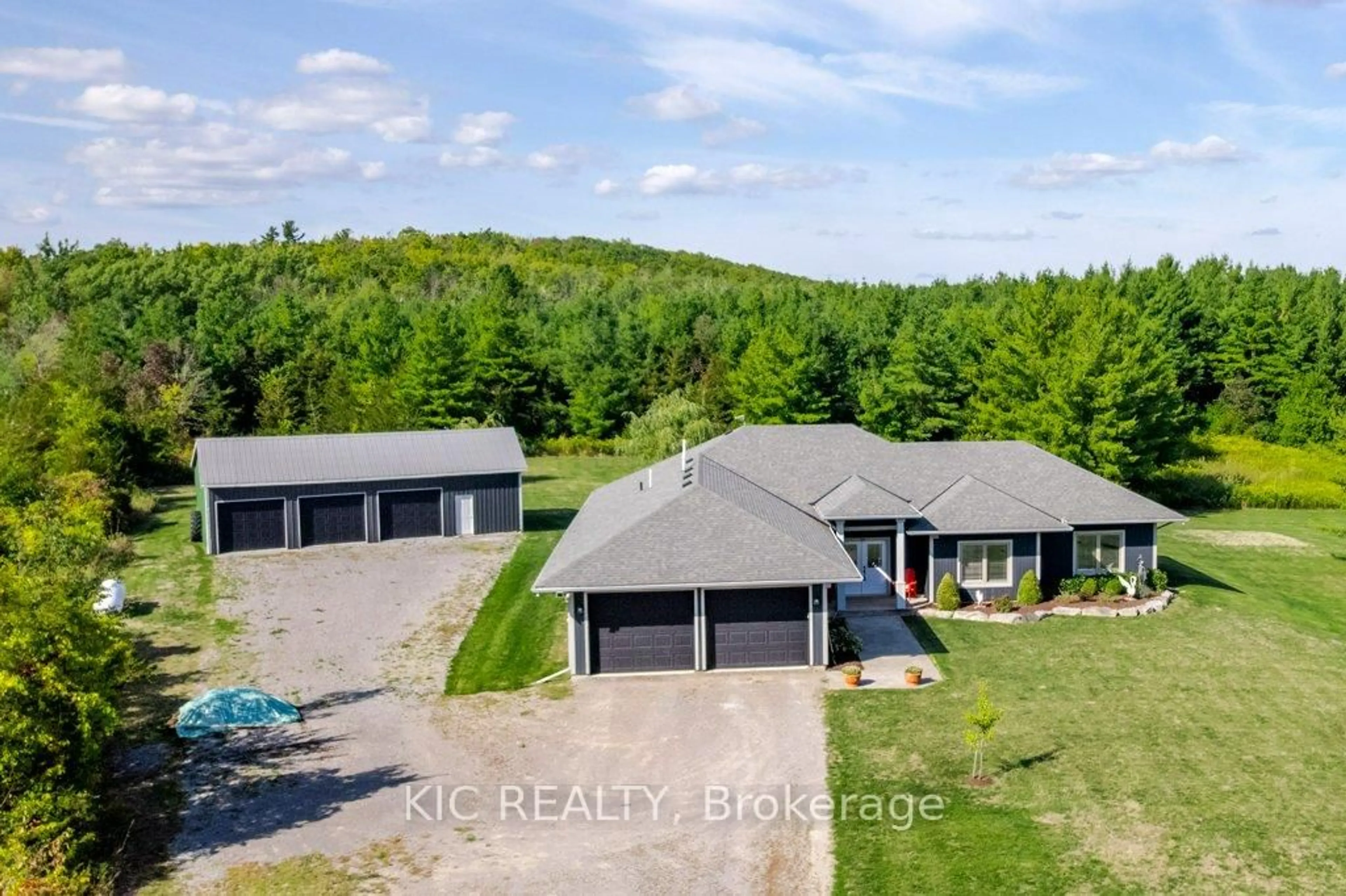A pic from outside/outdoor area/front of a property/back of a property/a pic from drone, unknown for 804 8th Line West Line, Trent Hills Ontario K0L 1L0