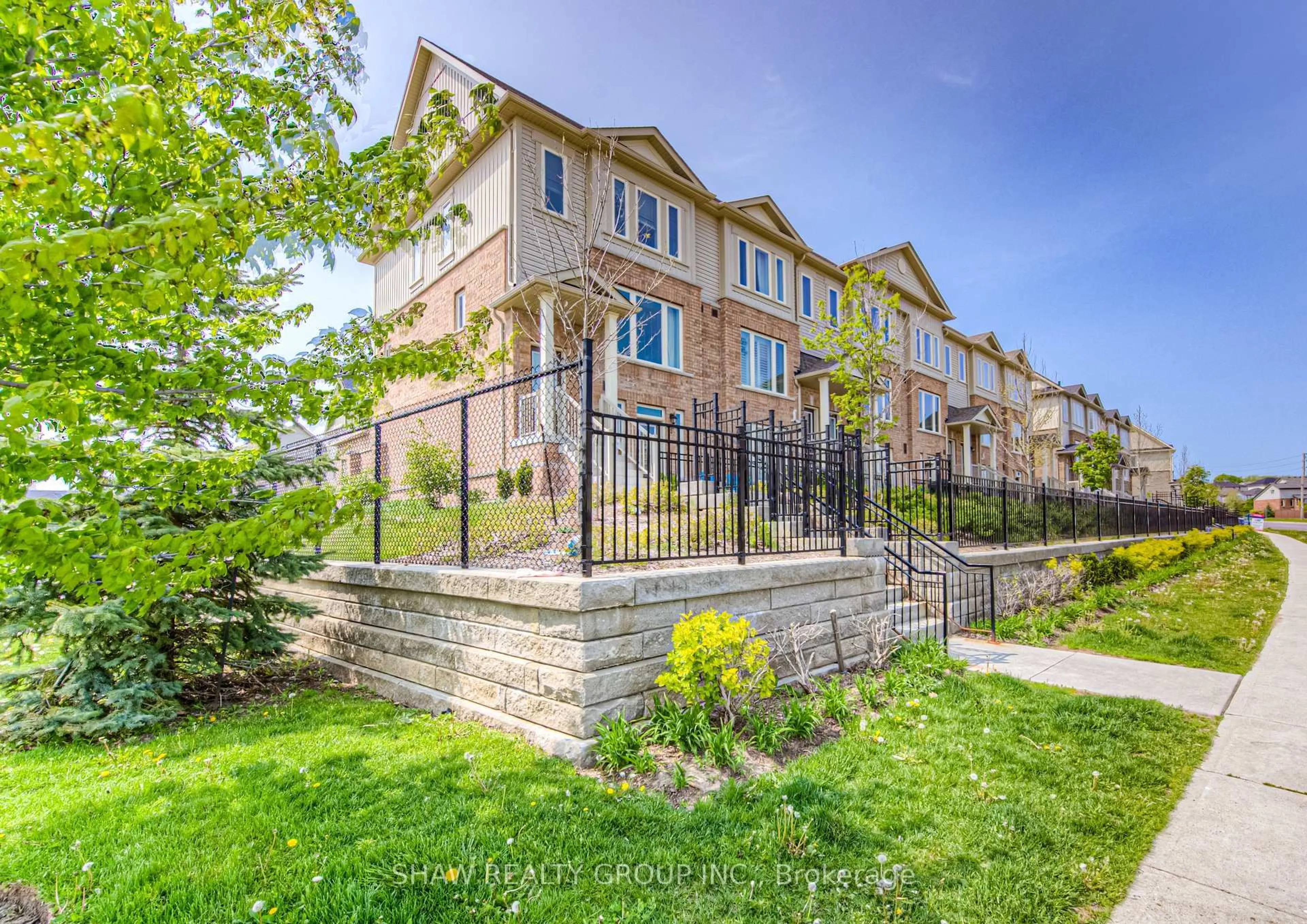 Unknown for 120 Watson Pkwy #2, Guelph Ontario N1E 0P6