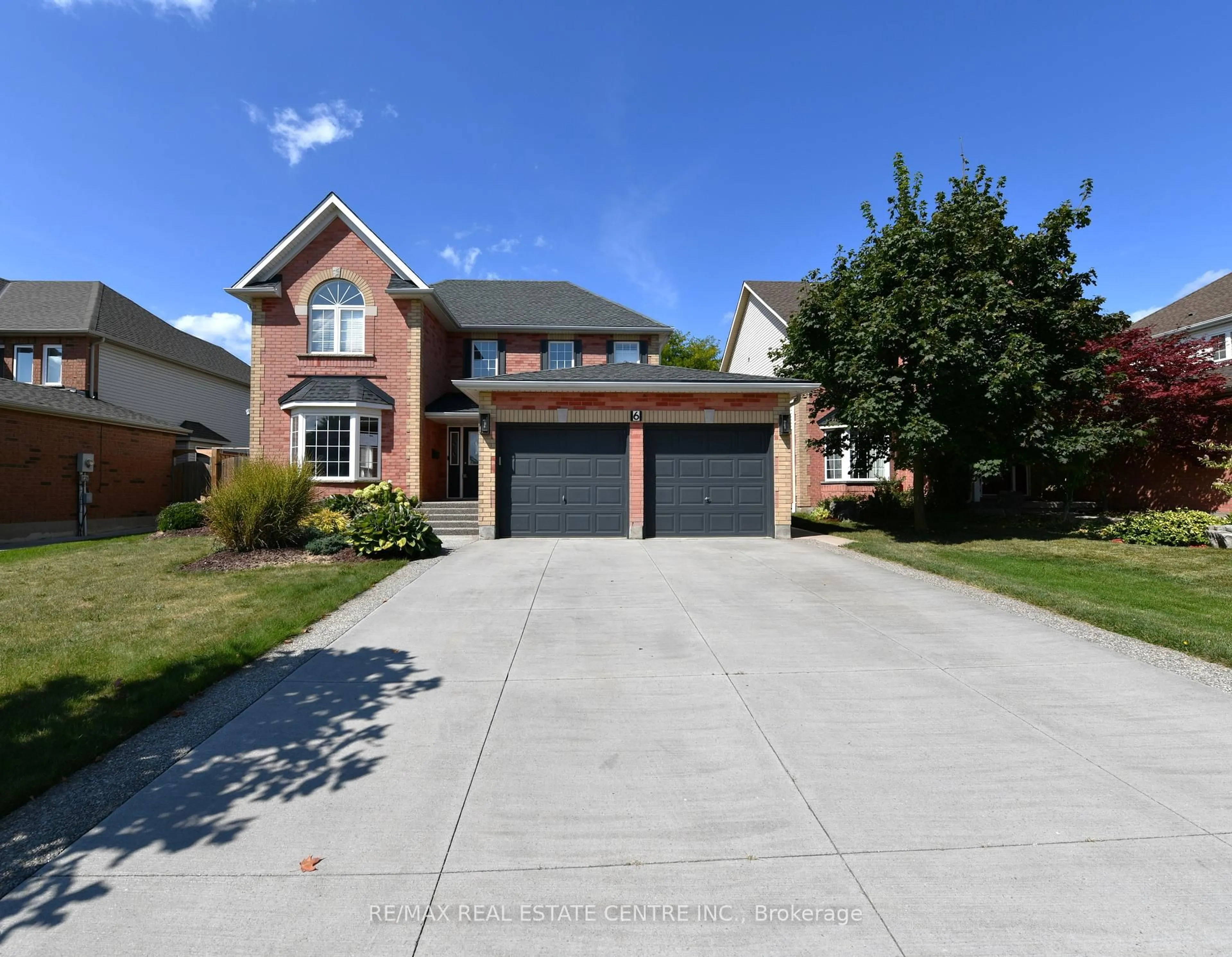 Home with brick exterior material, street for 6 SHADYRIDGE Pl, Kitchener Ontario N2N 3J1