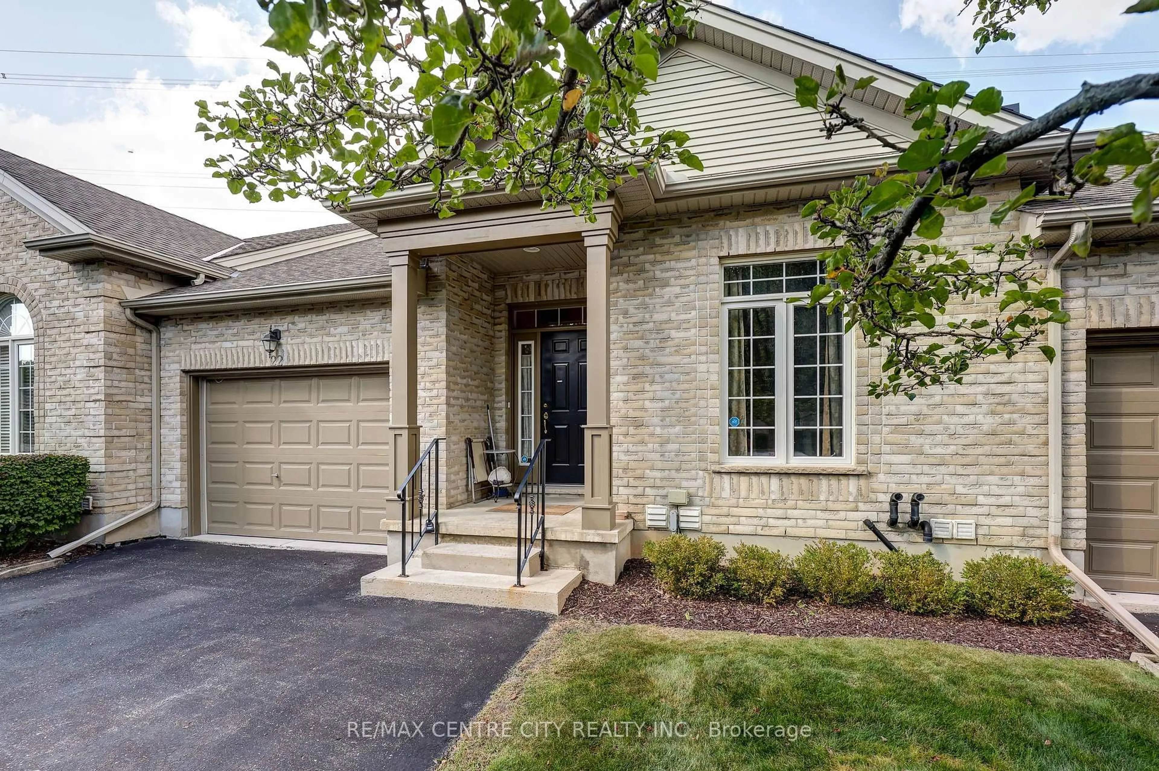 Home with brick exterior material, street for 87 Donker Dr #22, St. Thomas Ontario N5P 4L2
