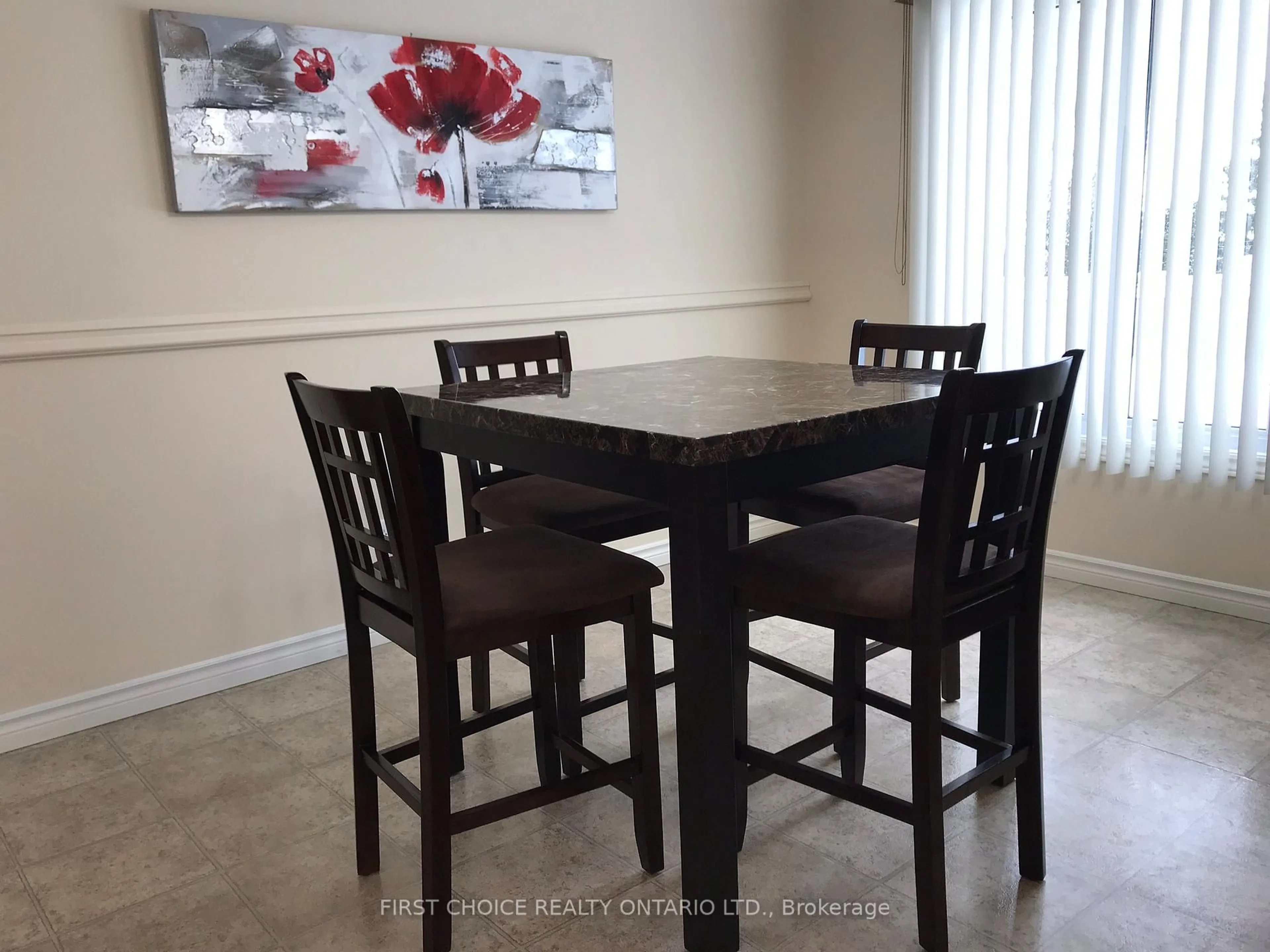 Dining room, unknown for 1547 Vercheres St, Ottawa Ontario K1C 7C7