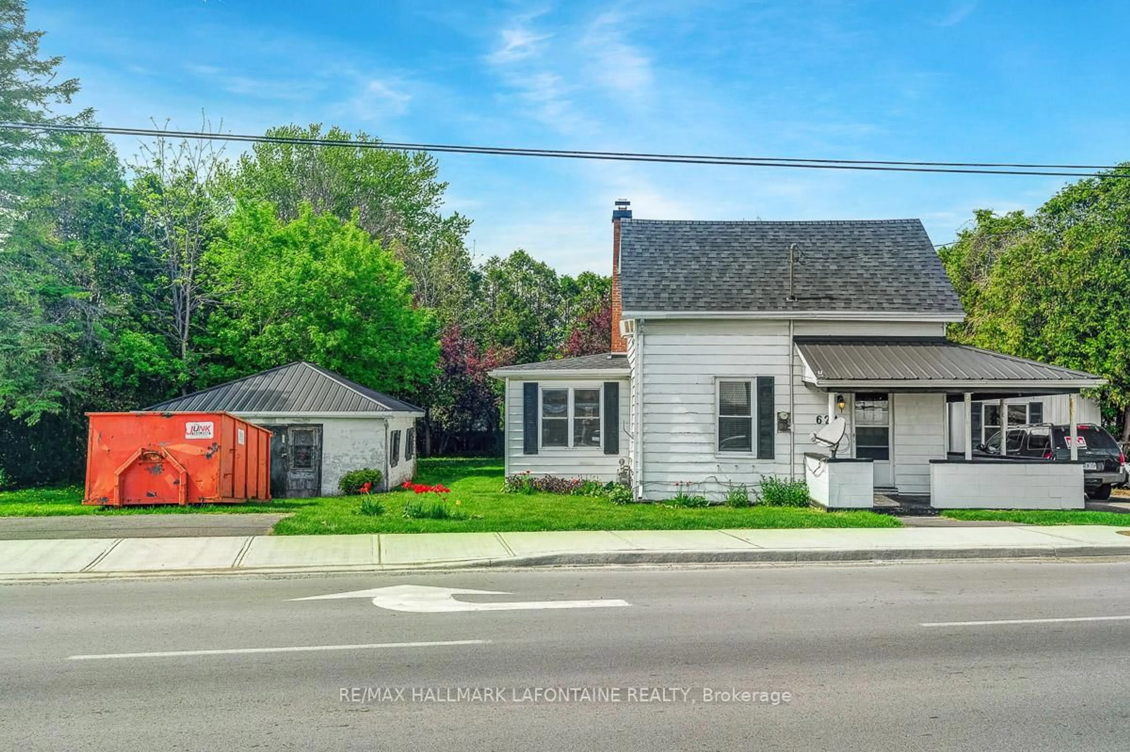 A pic from outside/outdoor area/front of a property/back of a property/a pic from drone, street for 624 County 2 Rd, Edwardsburgh/Cardinal Ontario K0E 1E0
