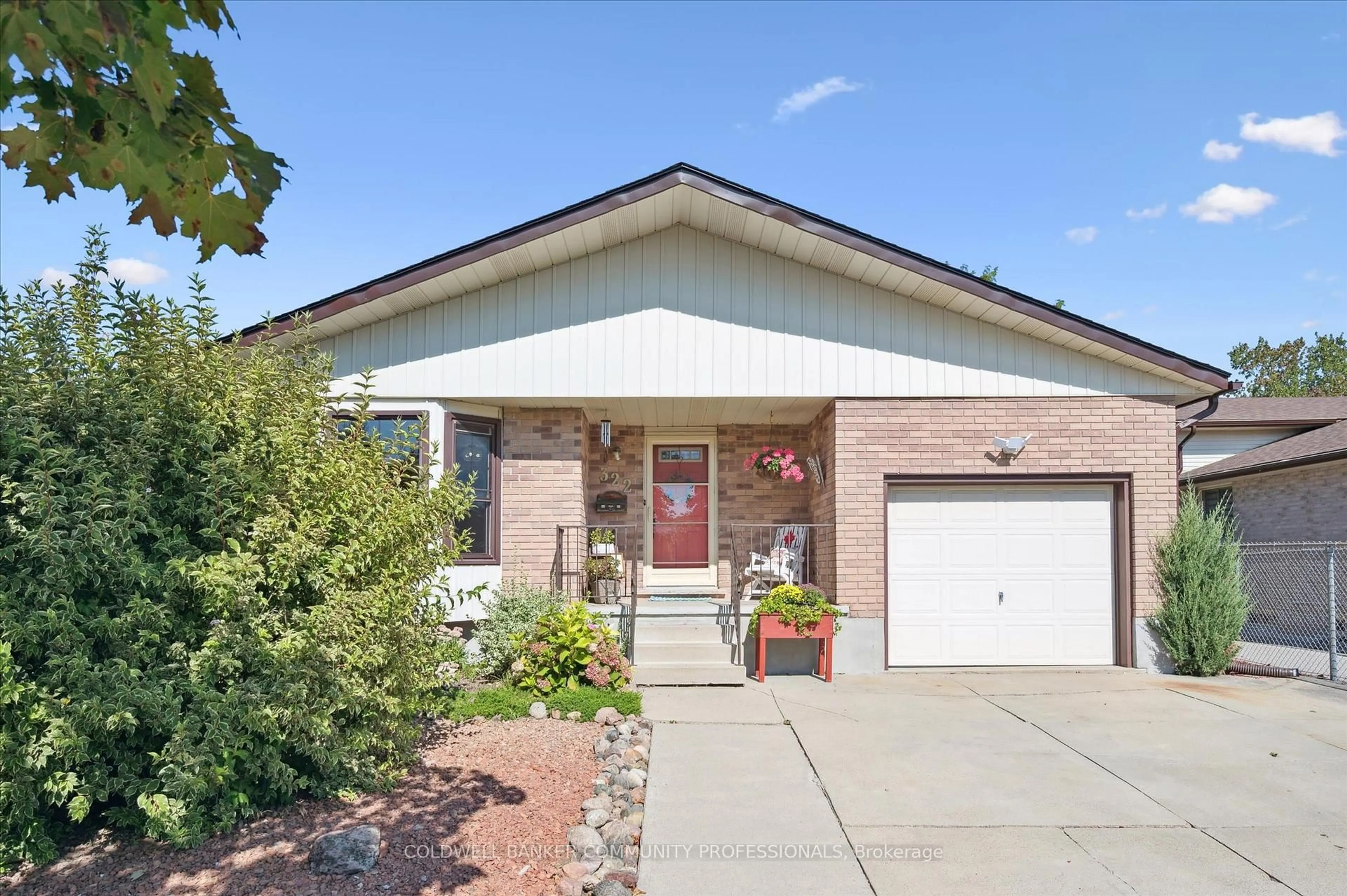 Home with brick exterior material, street for 322 Conservation Dr, Waterloo Ontario N2V 1V3