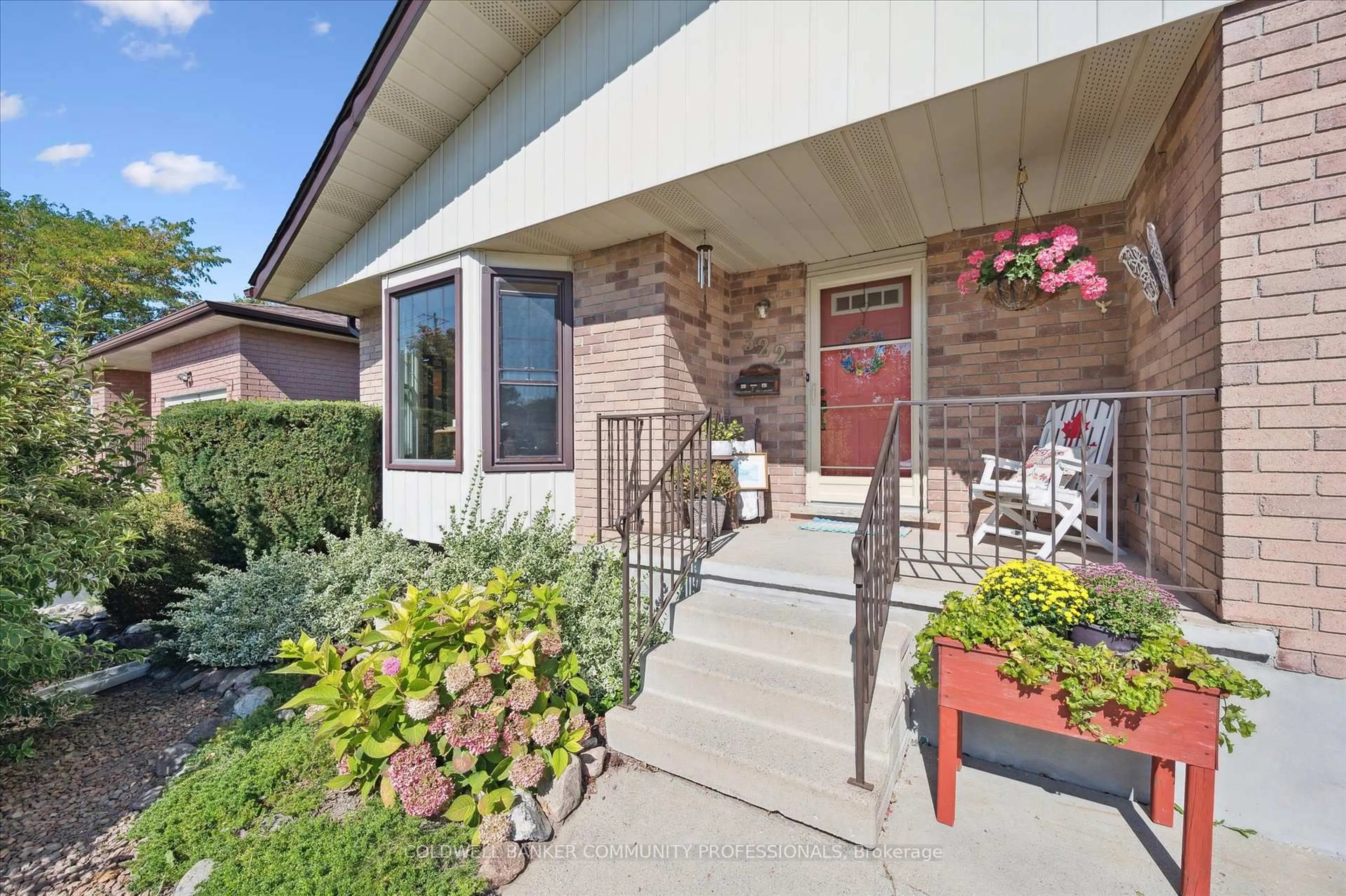 Home with brick exterior material, street for 322 Conservation Dr, Waterloo Ontario N2V 1V3