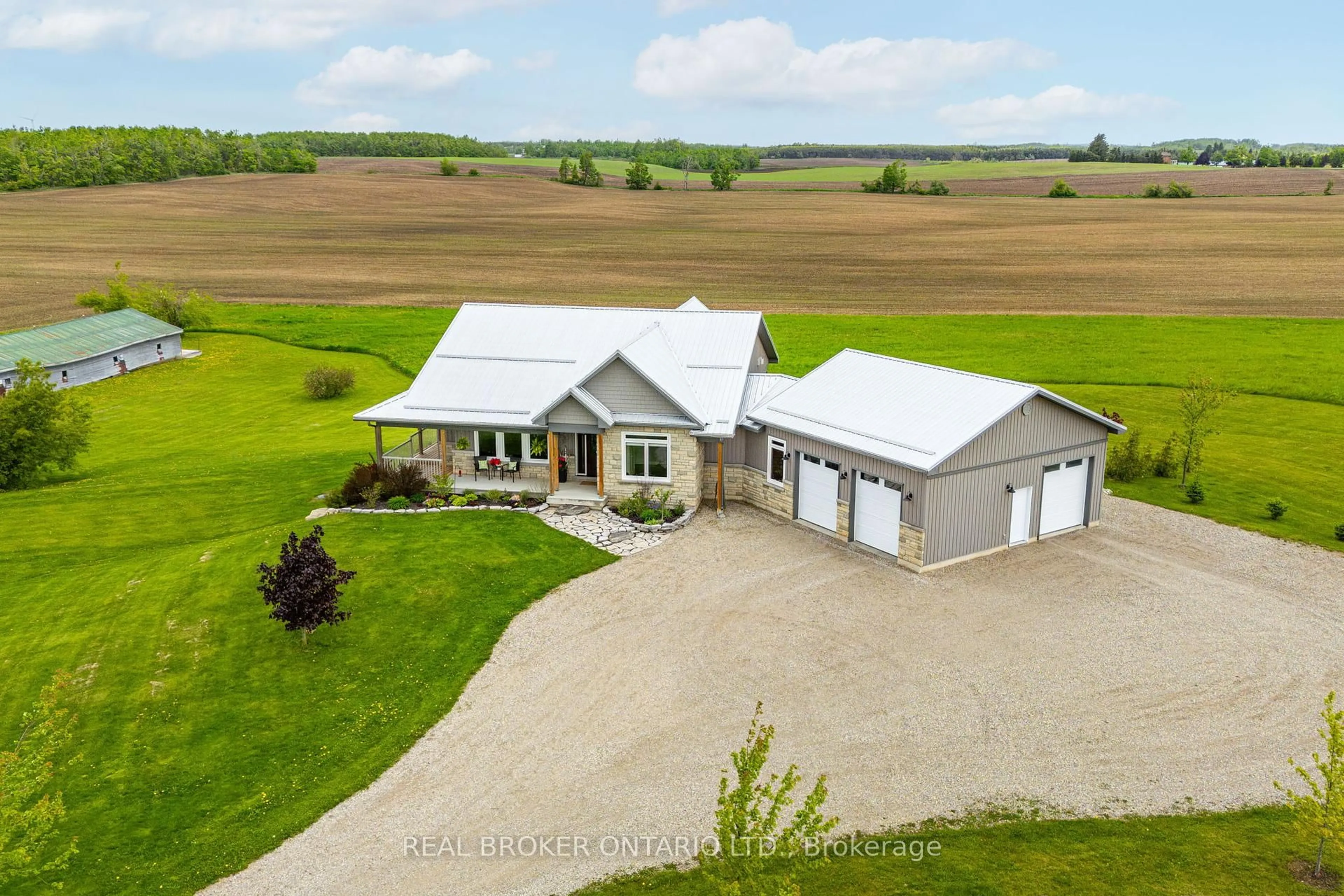 A pic from outside/outdoor area/front of a property/back of a property/a pic from drone, building for 706249 County Road 21, Mulmur Ontario L9V 0W4