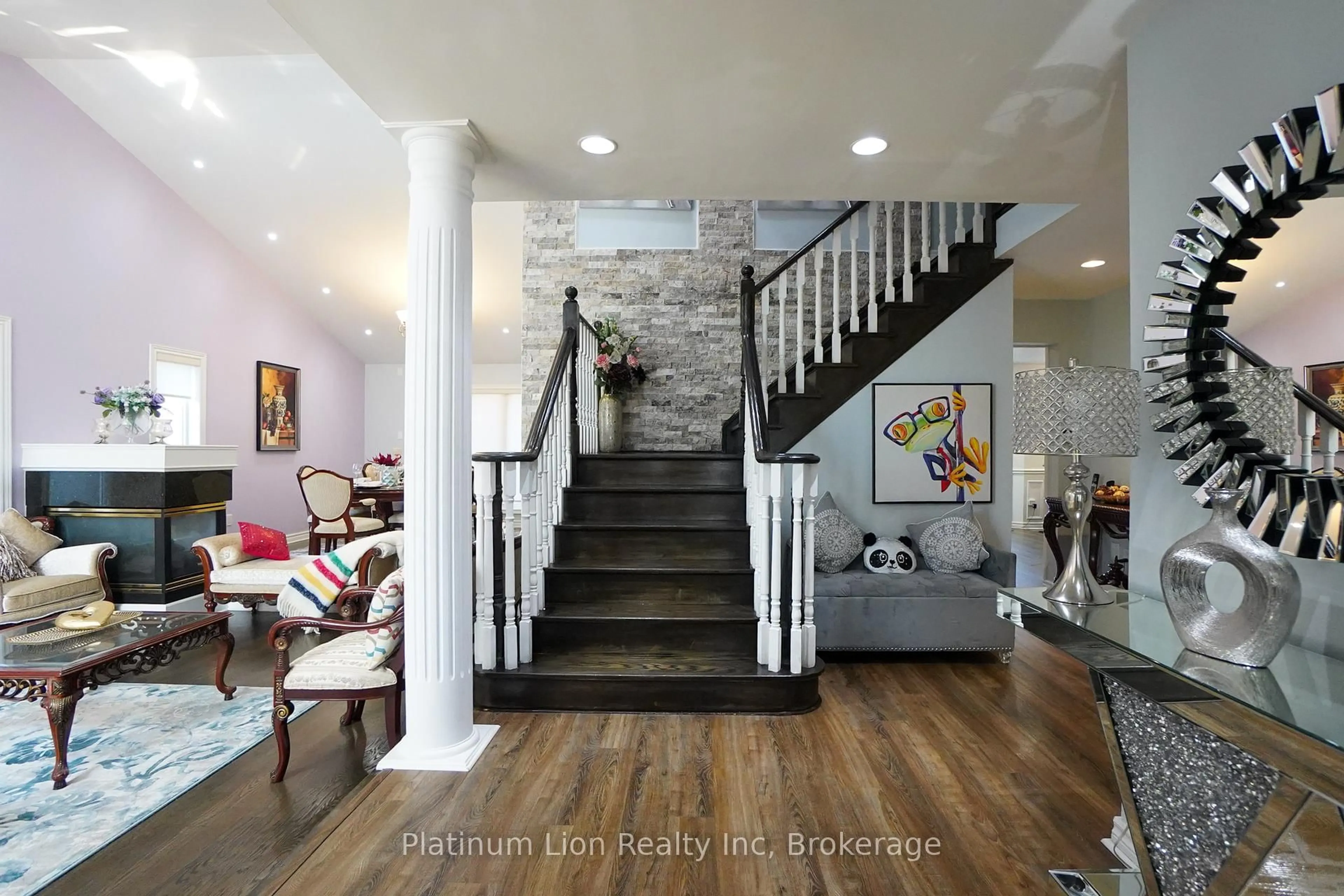 Unknown for 99 Donnici Dr, Hamilton Ontario L9B 2K3