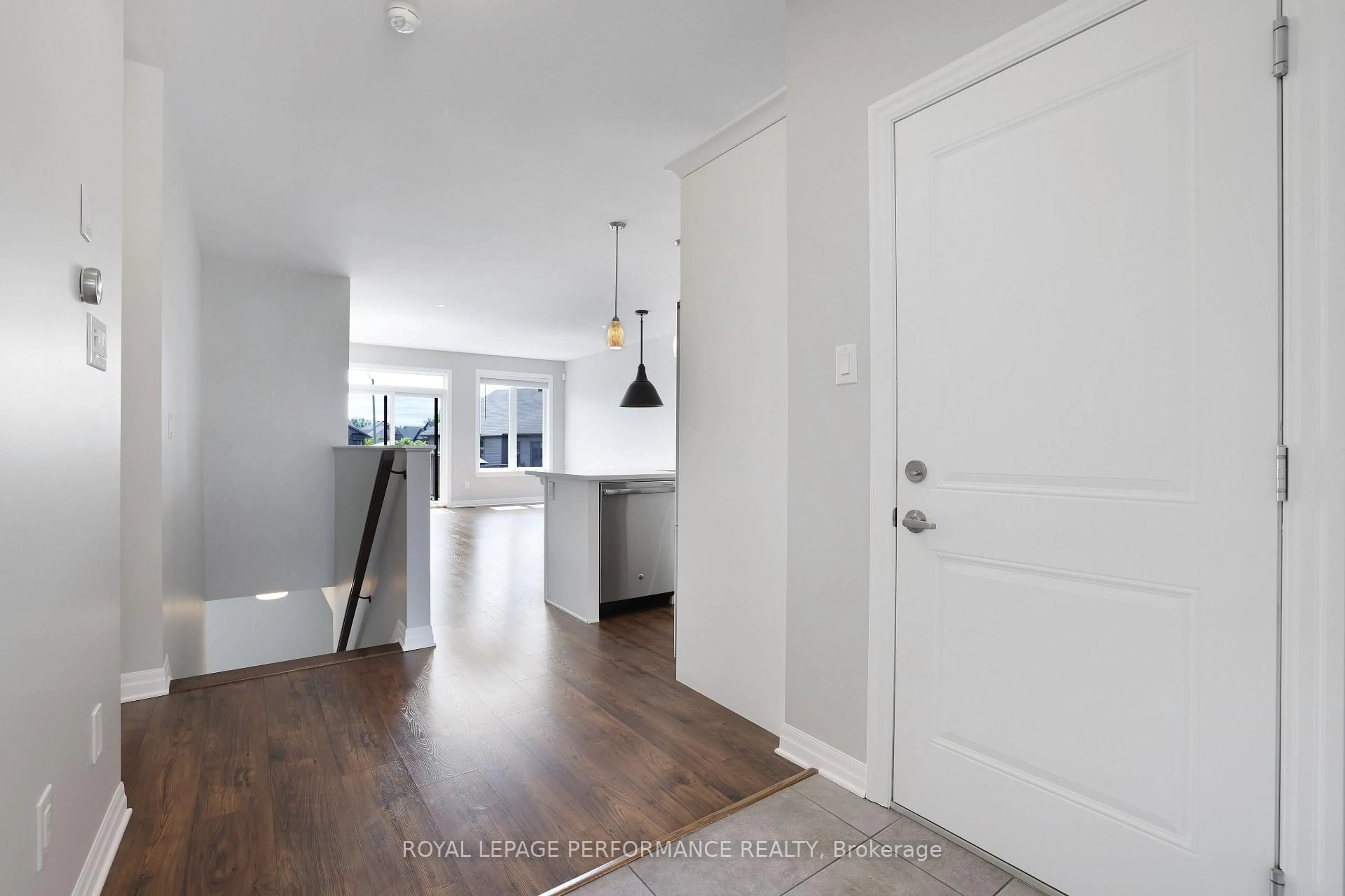 Indoor entryway for 710 Maurice Stead St, Almonte Ontario K0A 1A0