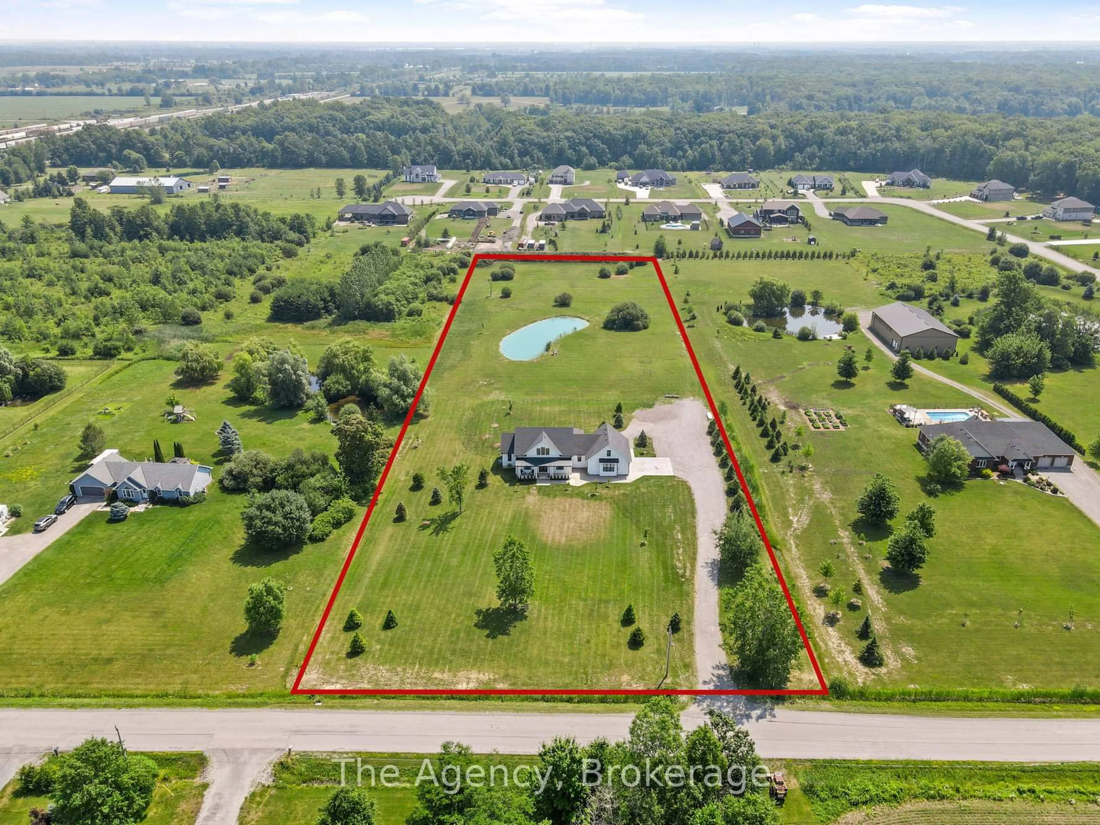 A pic from outside/outdoor area/front of a property/back of a property/a pic from drone, water/lake/river/ocean view for 51075 Deeks Rd, Wainfleet Ontario L0S 1V0