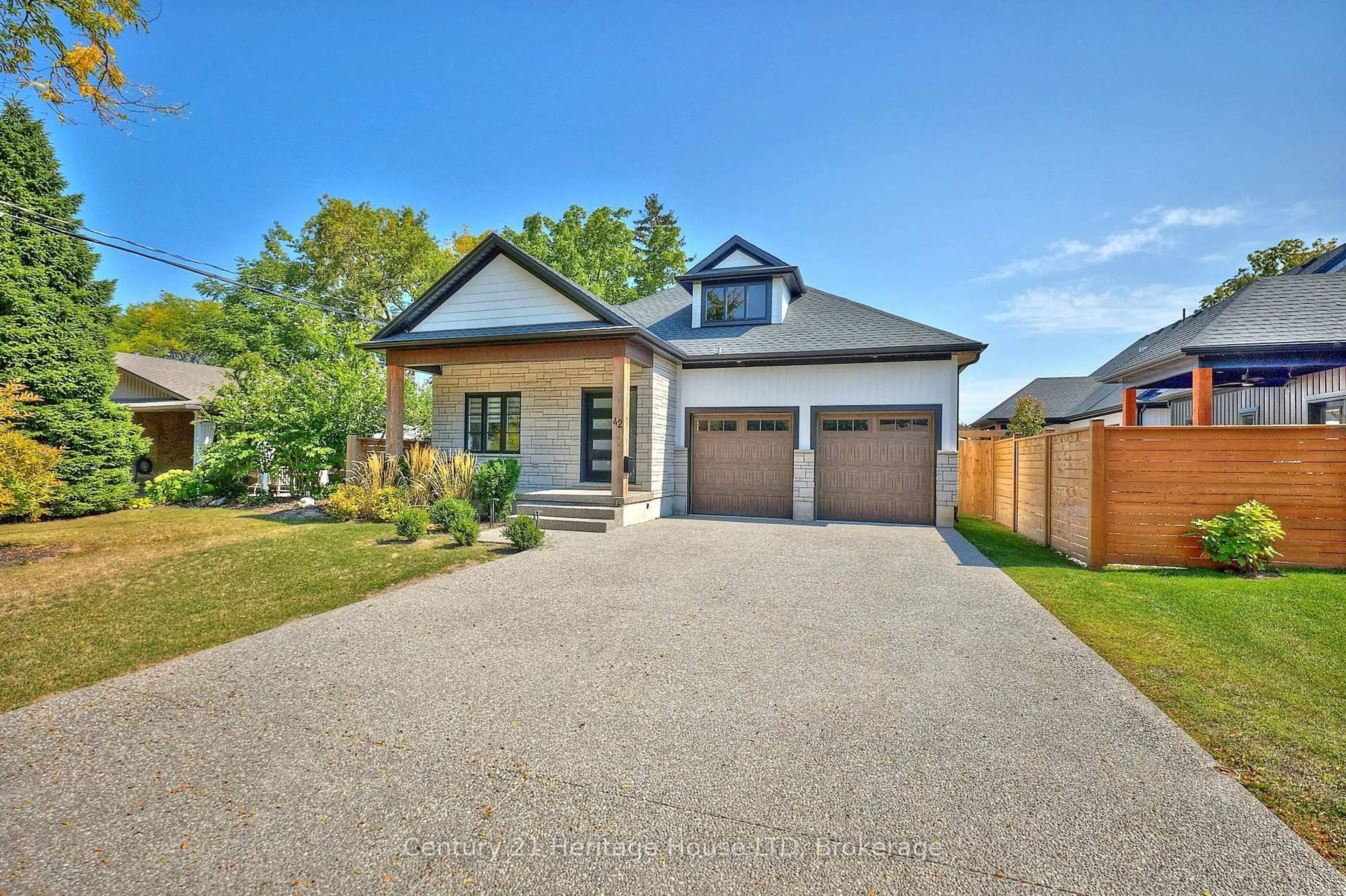 Home with brick exterior material, street for 42 Aquadale Dr, St. Catharines Ontario L2N 2P8