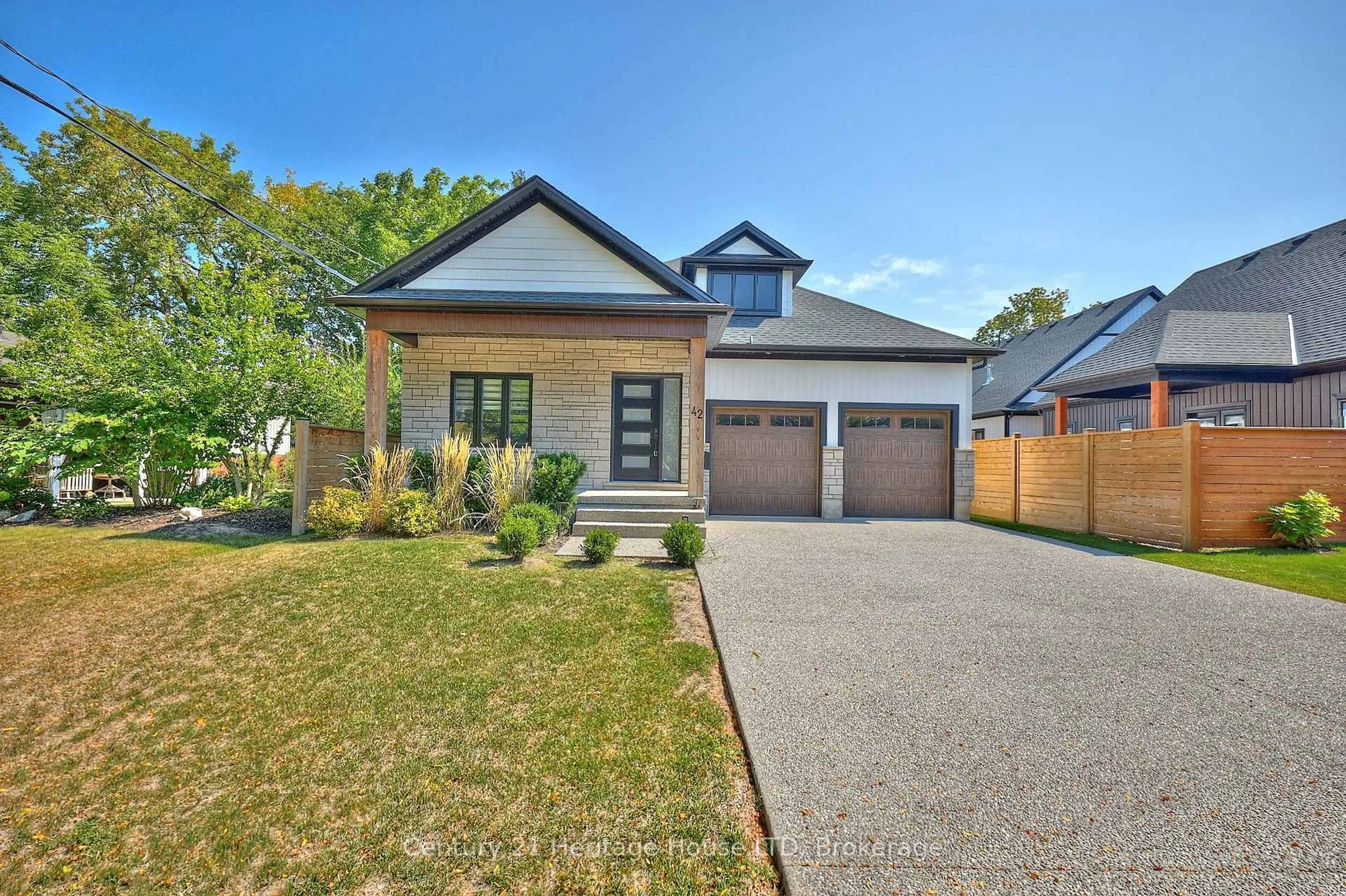 Home with brick exterior material, street for 42 Aquadale Dr, St. Catharines Ontario L2N 2P8