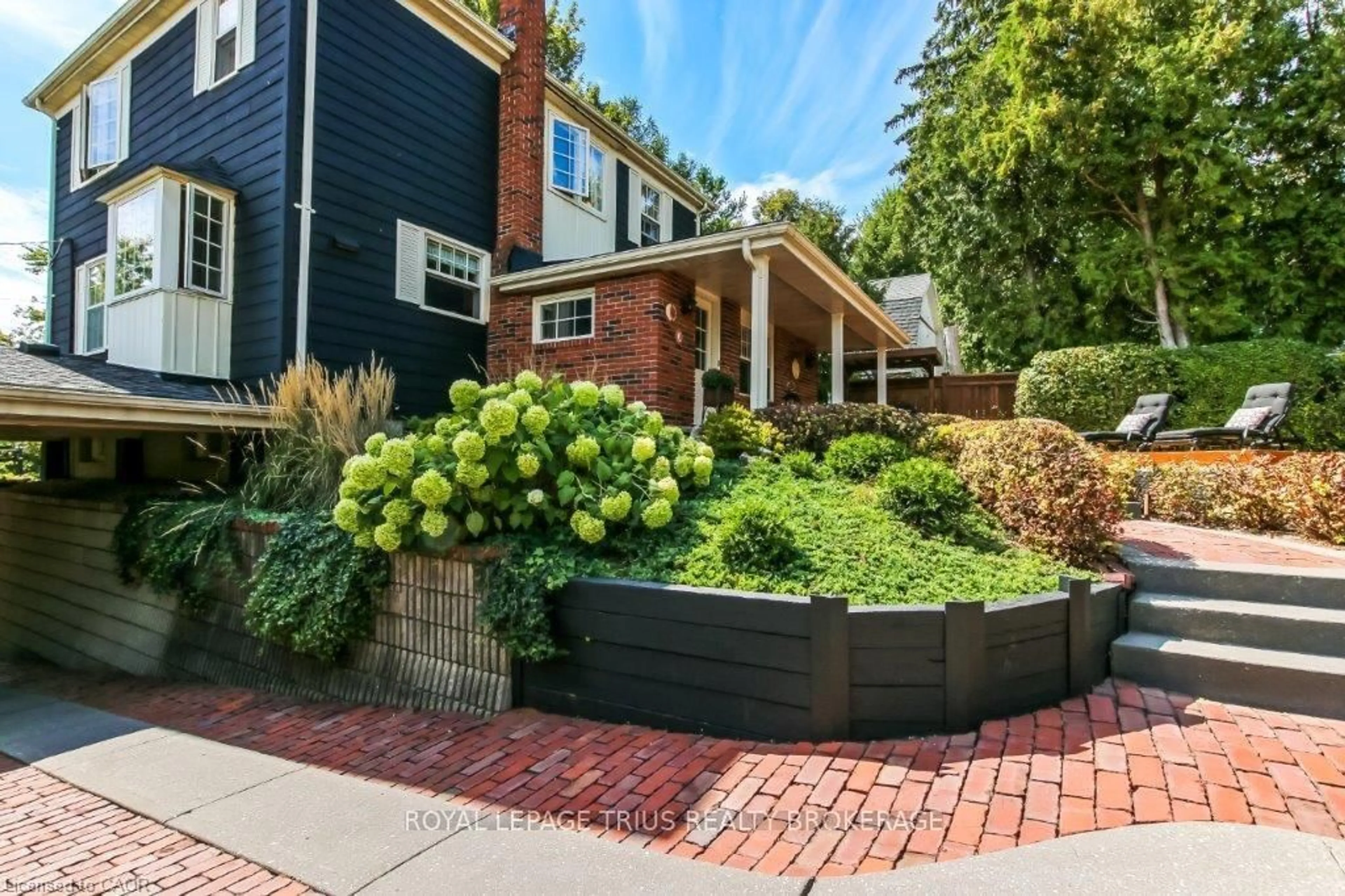 Home with brick exterior material, street for 265 Chapel St, Norfolk Ontario N3Y 1P1