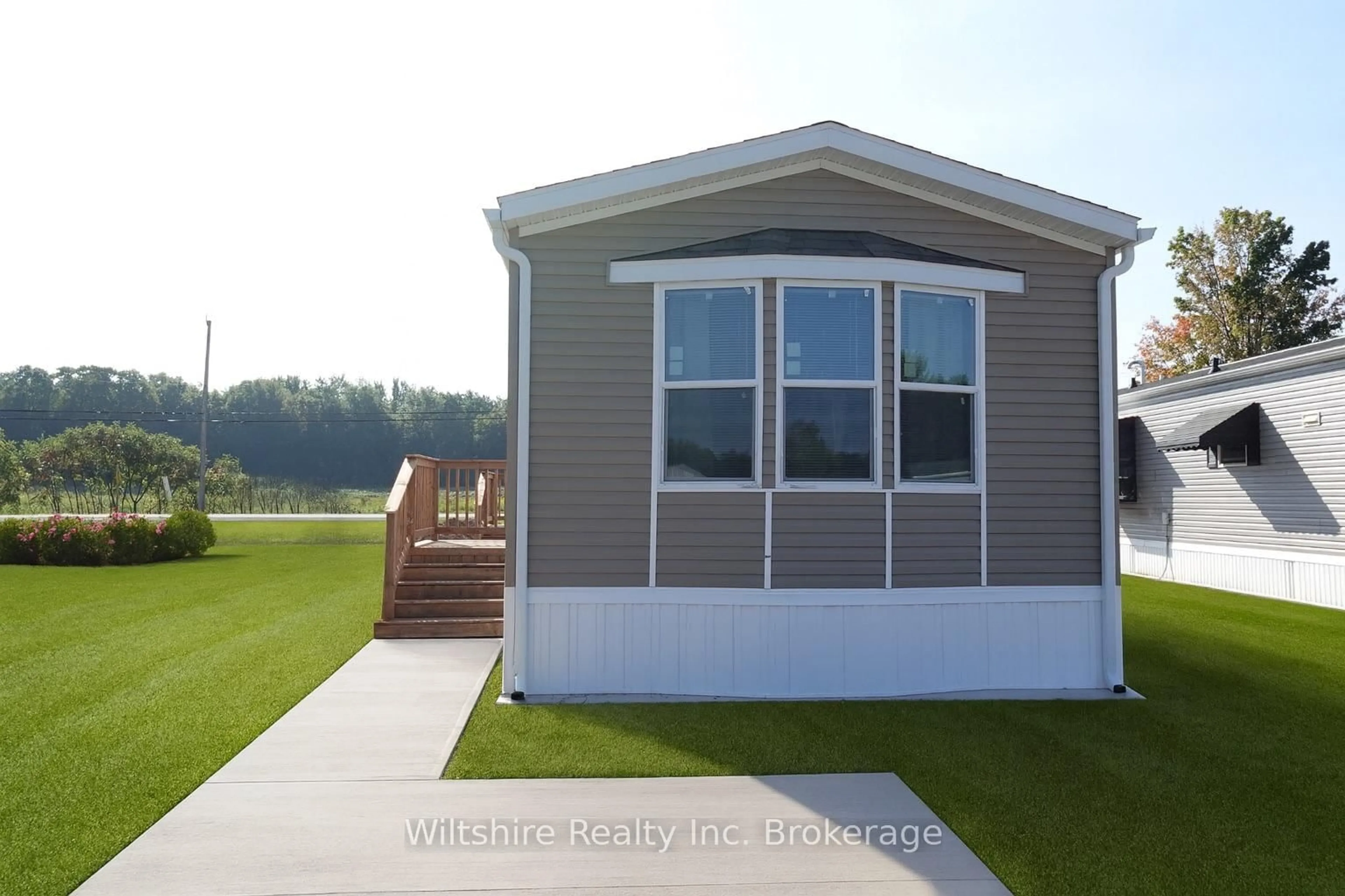 Home with vinyl exterior material, unknown for 11981 Plank Rd (tillsonburg) Rd #7, Bayham Ontario N4G 4G9