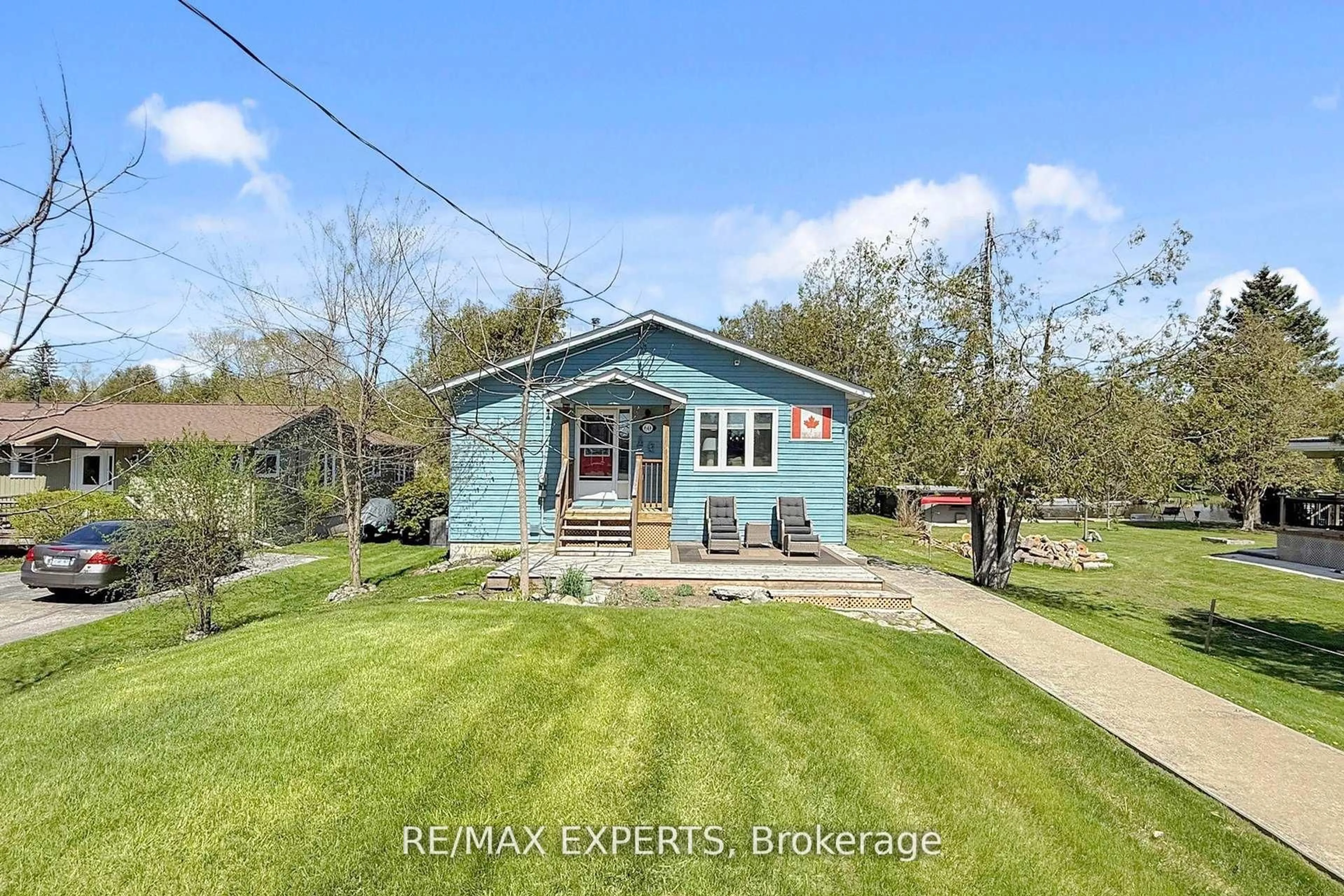 A pic from outside/outdoor area/front of a property/back of a property/a pic from drone, unknown for 60 River Dr, Kawartha Lakes Ontario K0M 1N0
