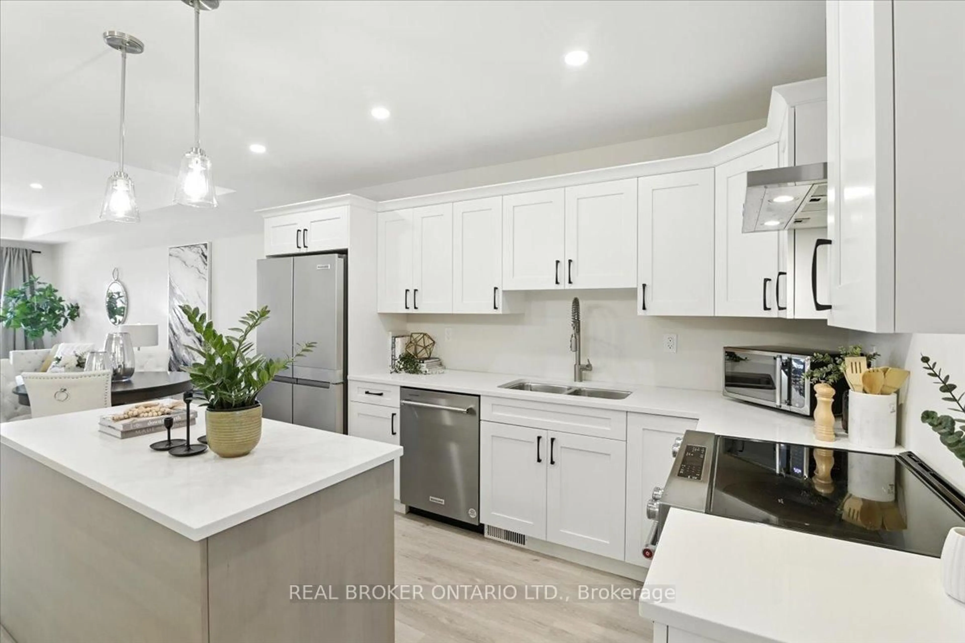 Open concept kitchen, ceramic/tile floor for 511 Hayward St, Cobourg Ontario K9A 1M6
