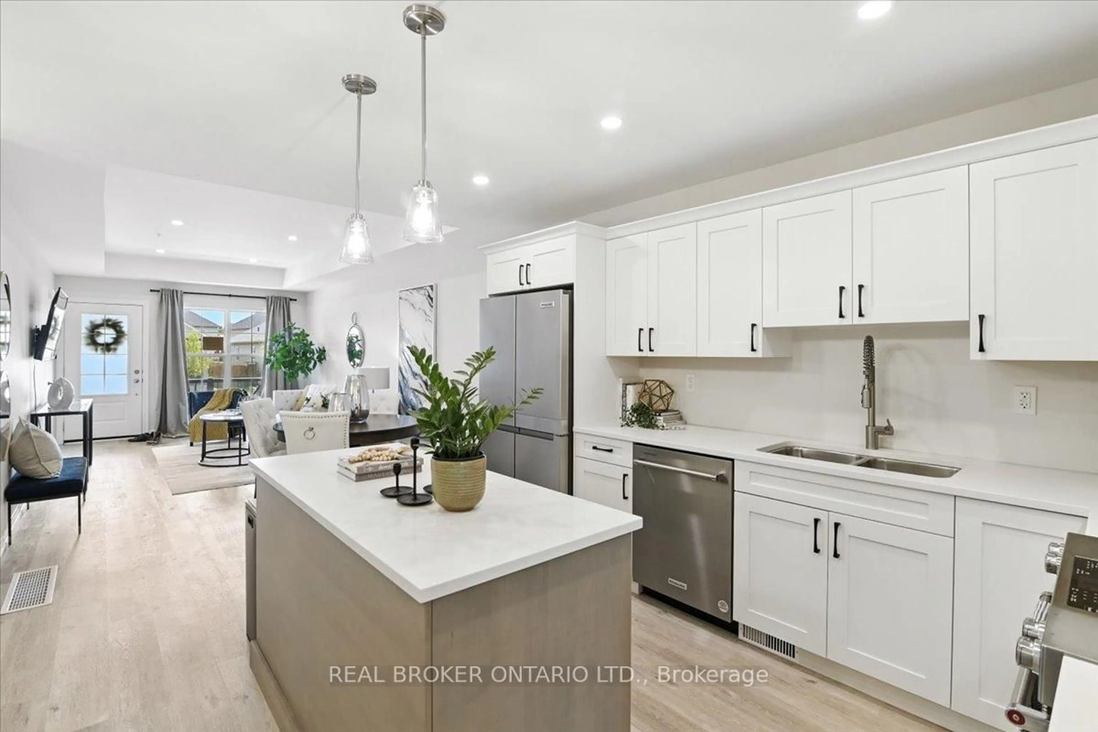 Open concept kitchen, ceramic/tile floor for 511 Hayward St, Cobourg Ontario K9A 1M6