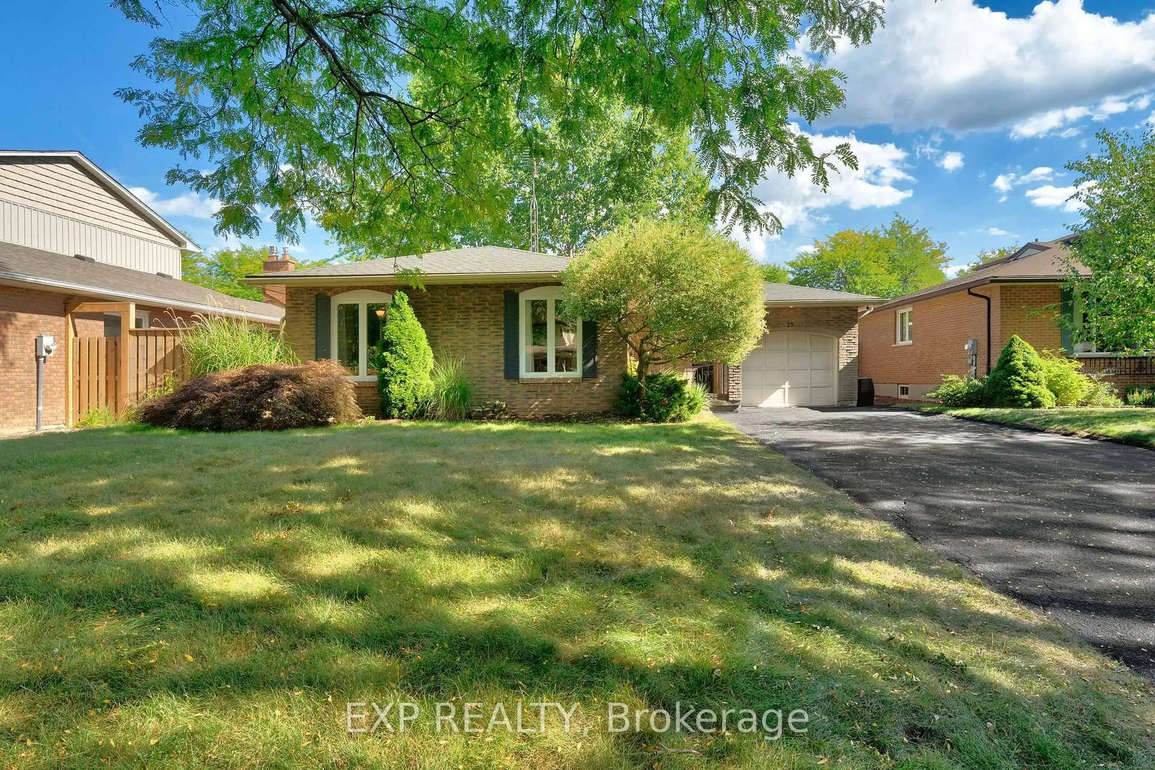 Home with brick exterior material, street for 25 Ziraldo Rd, St. Catharines Ontario L2N 6S7