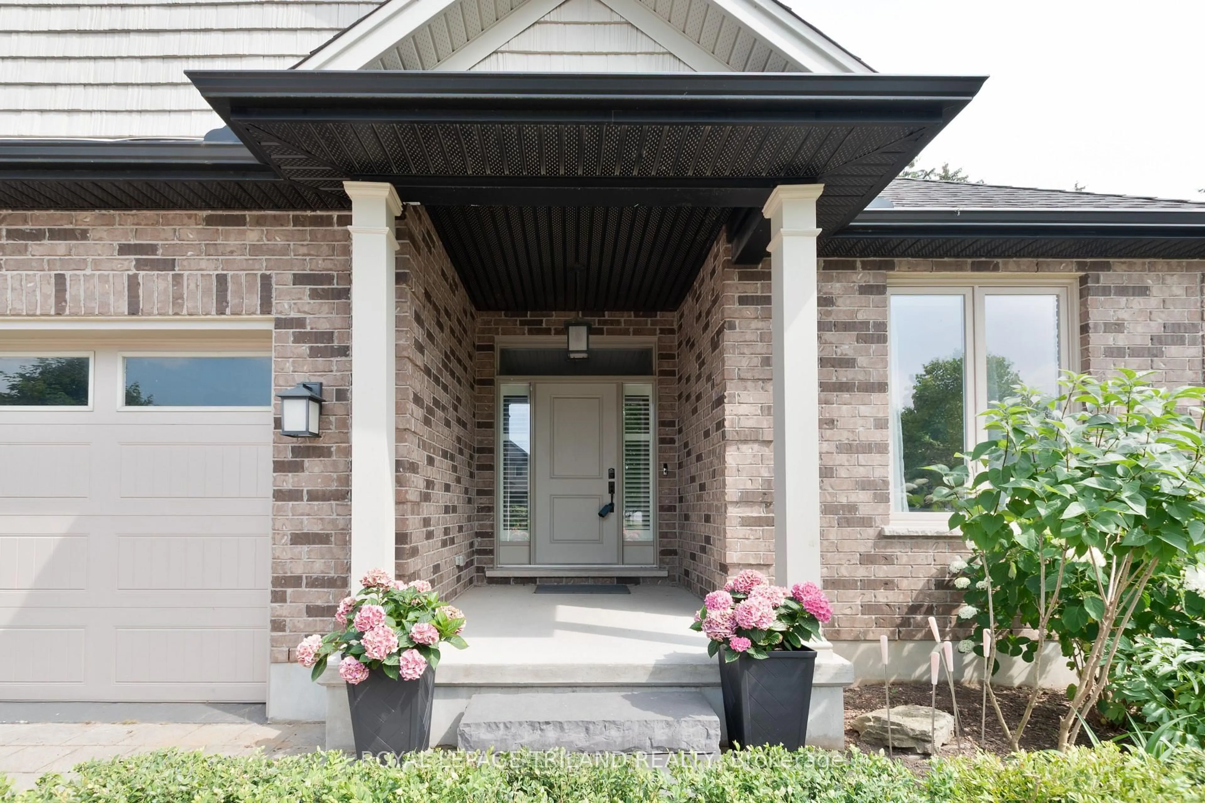 Unknown for 681 Bennett Cres, Strathroy-Caradoc Ontario N0L 1W0