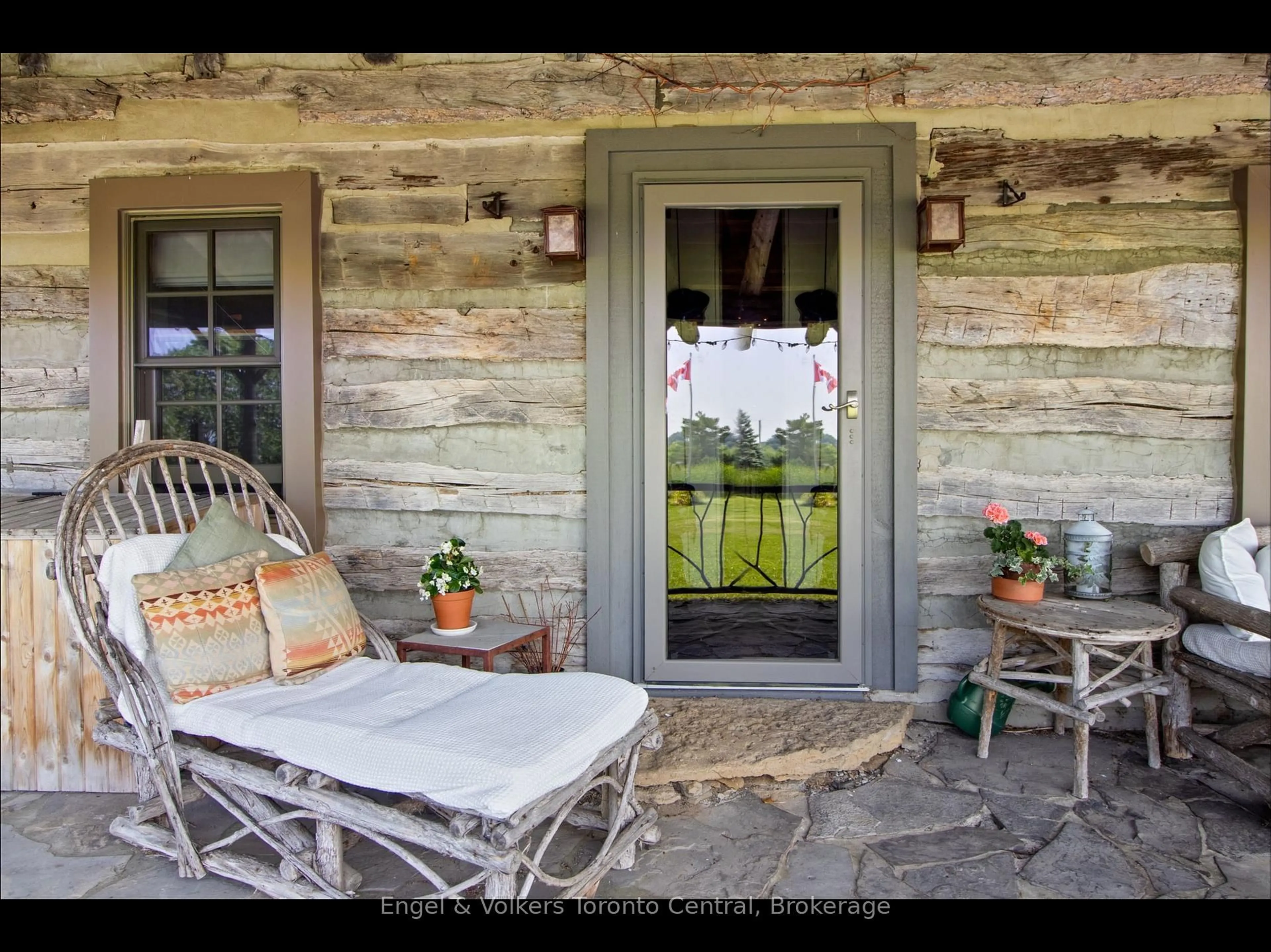 Patio, unknown for 317343 3rd Line, Meaford Ontario N4L 1W7