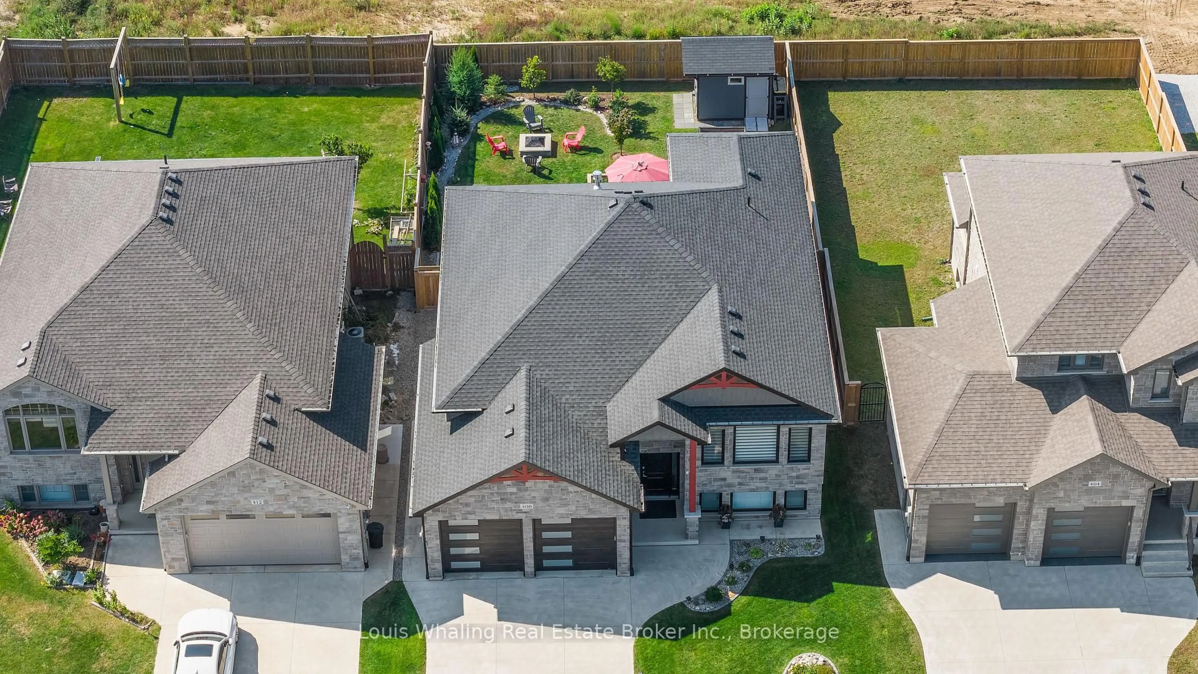 A pic from outside/outdoor area/front of a property/back of a property/a pic from drone, street for 408 Northport Dr, Saugeen Shores Ontario N0H 2C8