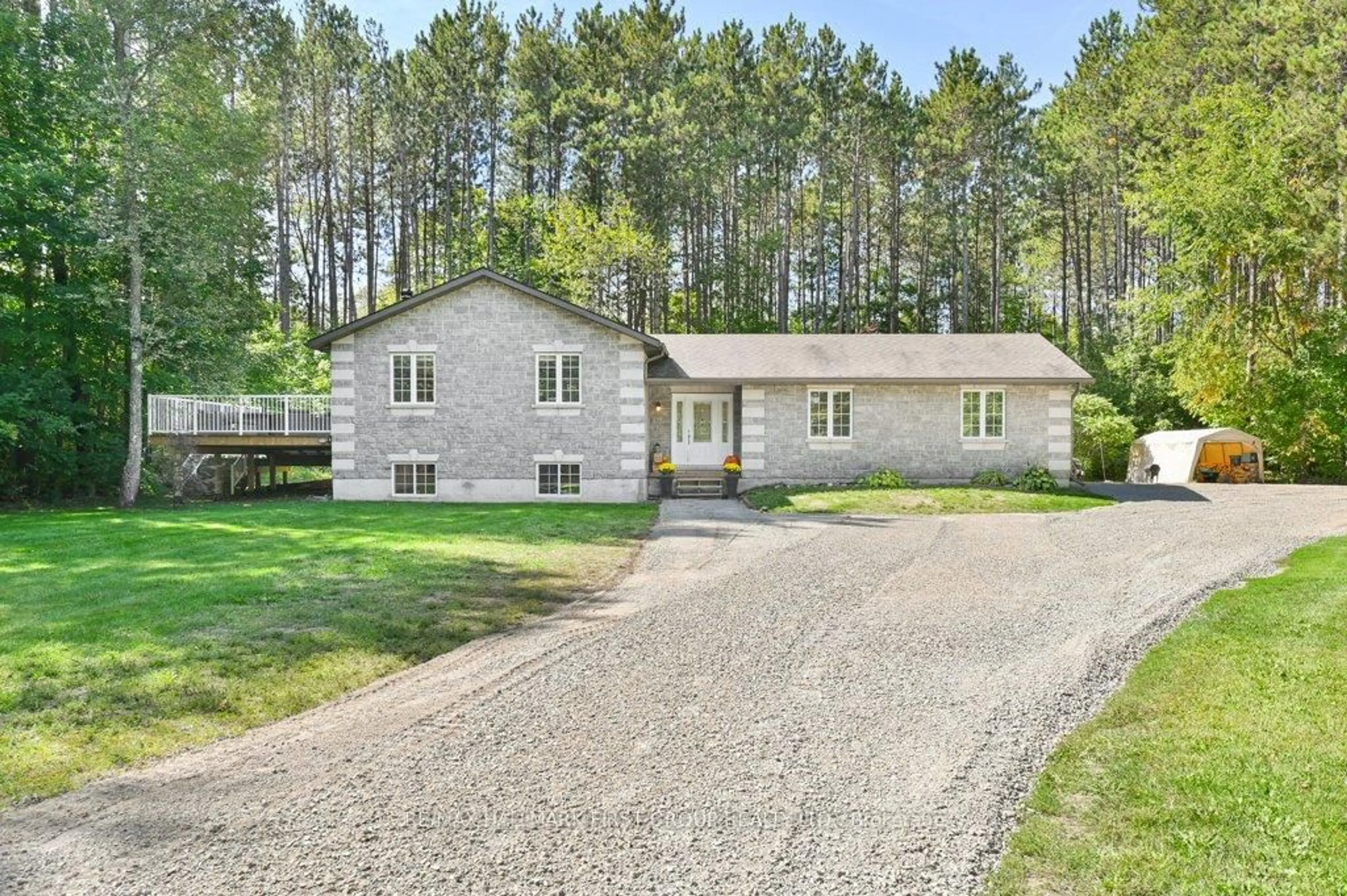 Home with vinyl exterior material, street for 42 Karen Crt, Tweed Ontario K0K 3J0