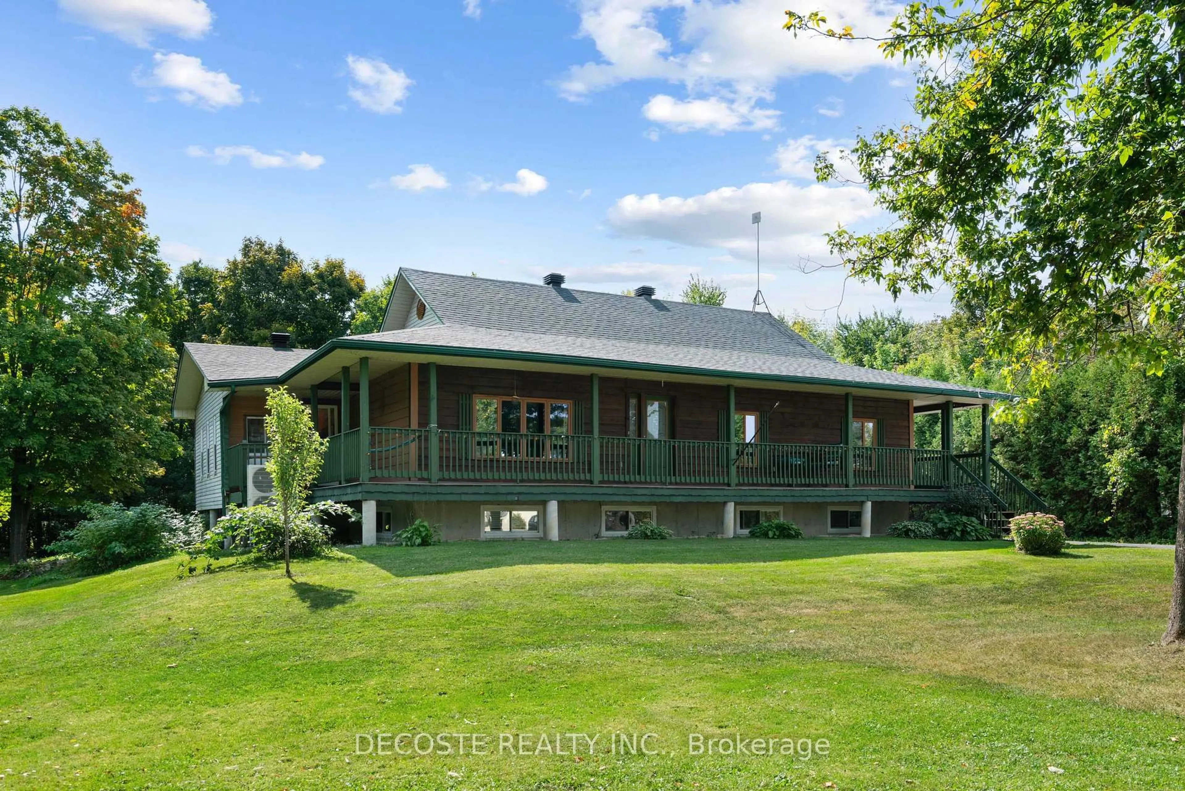 A pic from outside/outdoor area/front of a property/back of a property/a pic from drone, unknown for 20646 County 25 Rd, South Glengarry Ontario K0C 1A0