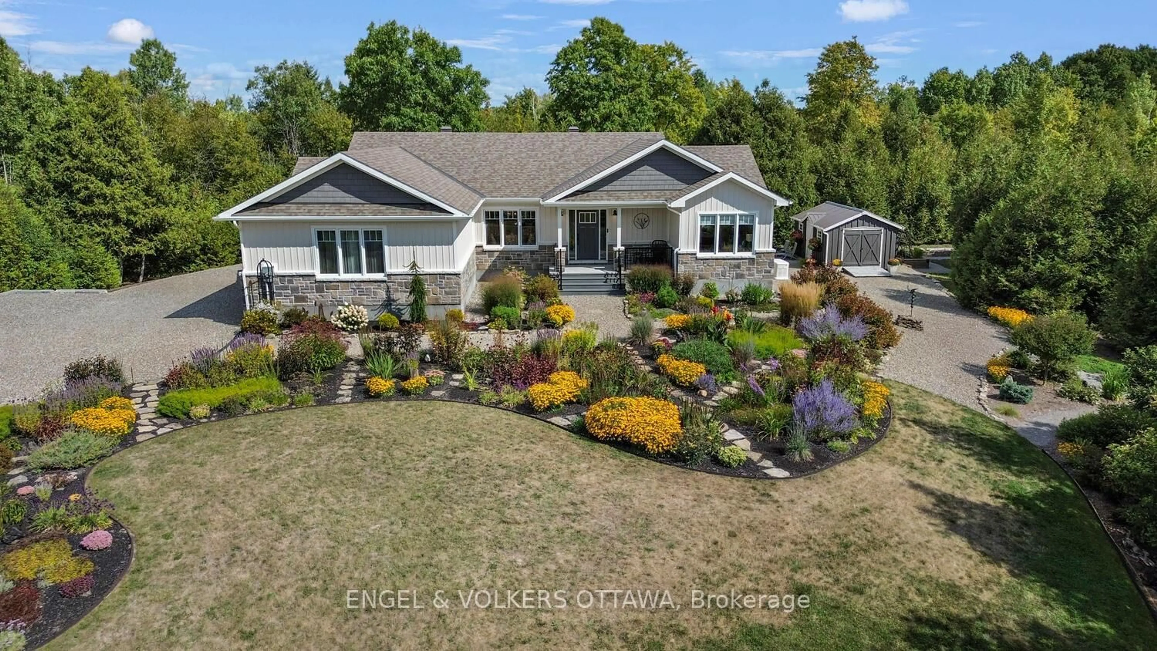 A pic from outside/outdoor area/front of a property/back of a property/a pic from drone, unknown for 111 Colonel By Way, Merrickville-Wolford Ontario K0G 1N0