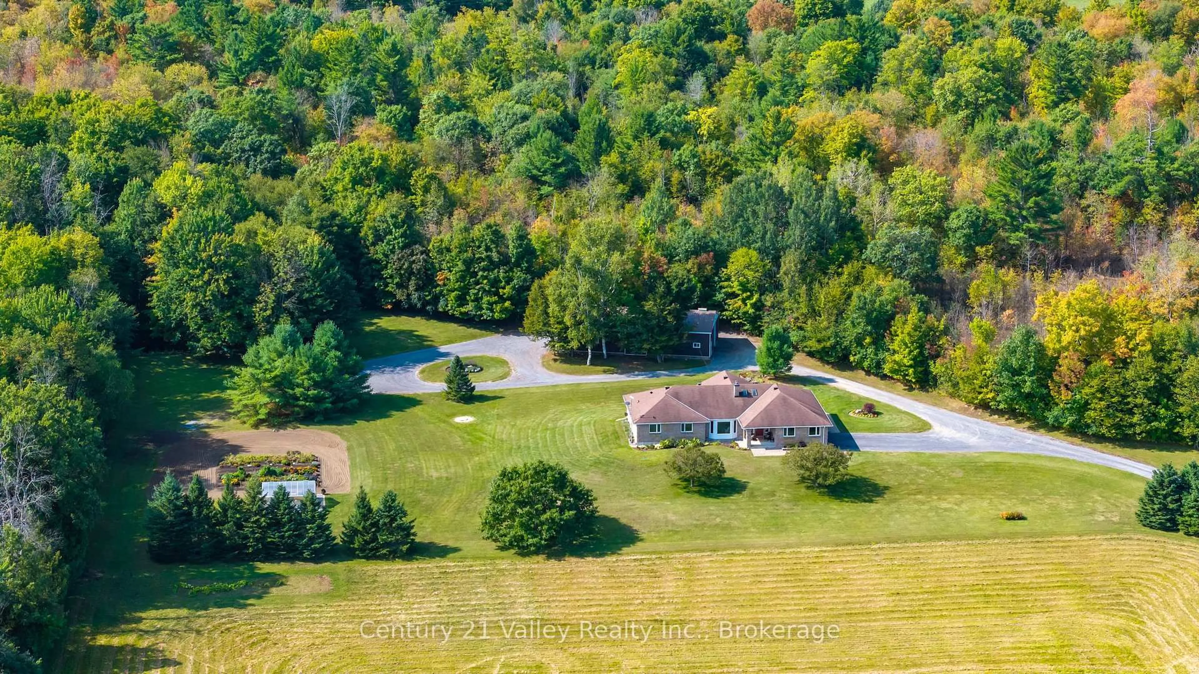 A pic from outside/outdoor area/front of a property/back of a property/a pic from drone, unknown for 5421 Carp Rd, Kinburn Ontario K0A 2H0