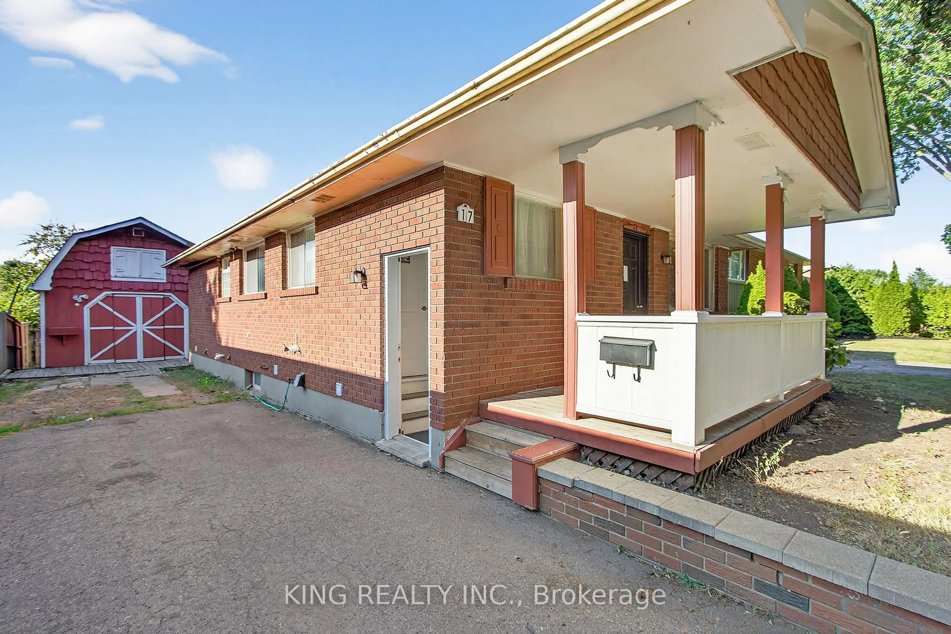 Home with brick exterior material, building for 17 TOULON Cres, London East Ontario N5V 1J4