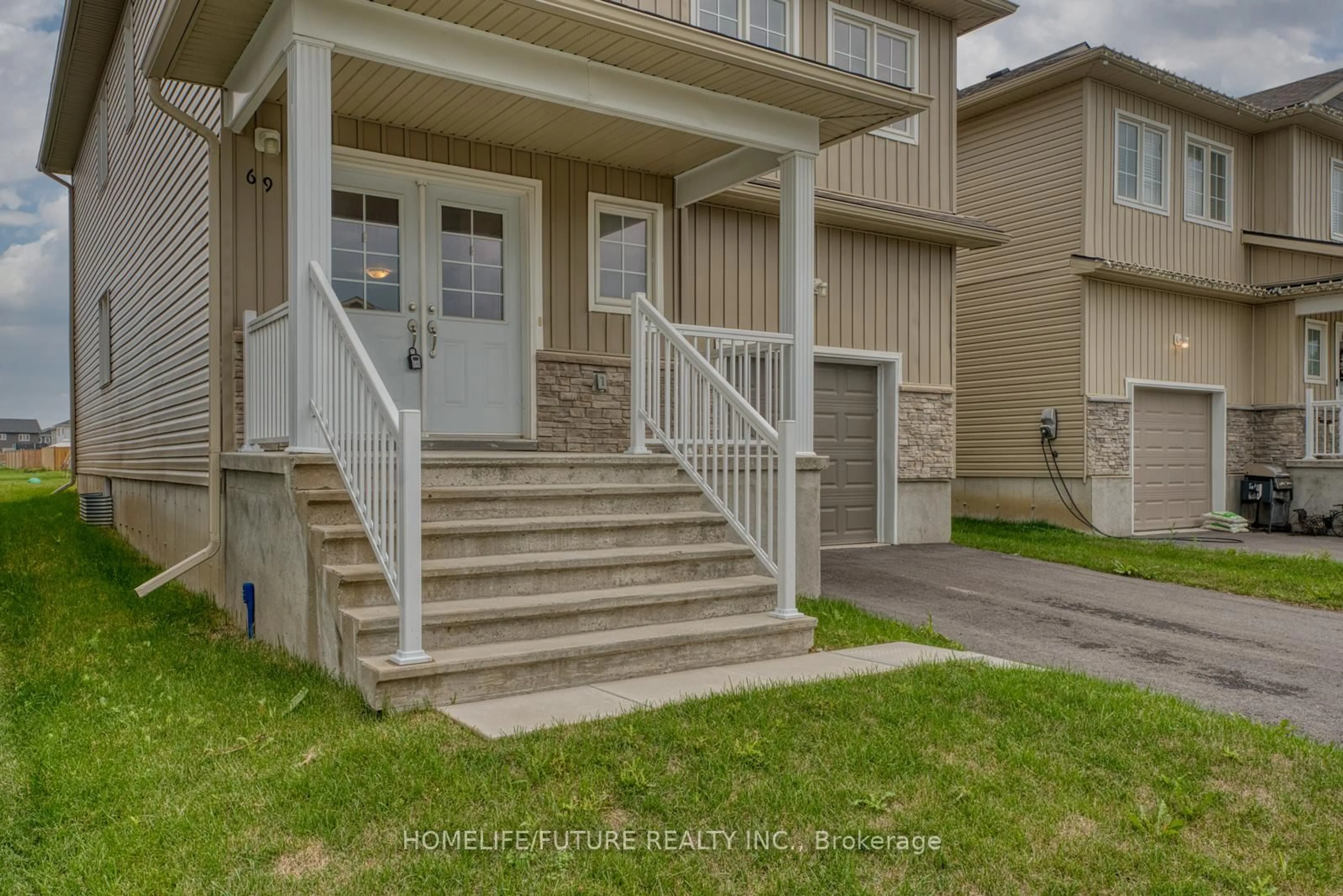 Unknown for 69 Brennan Cres, Bissett Creek Ontario K0H 2H0