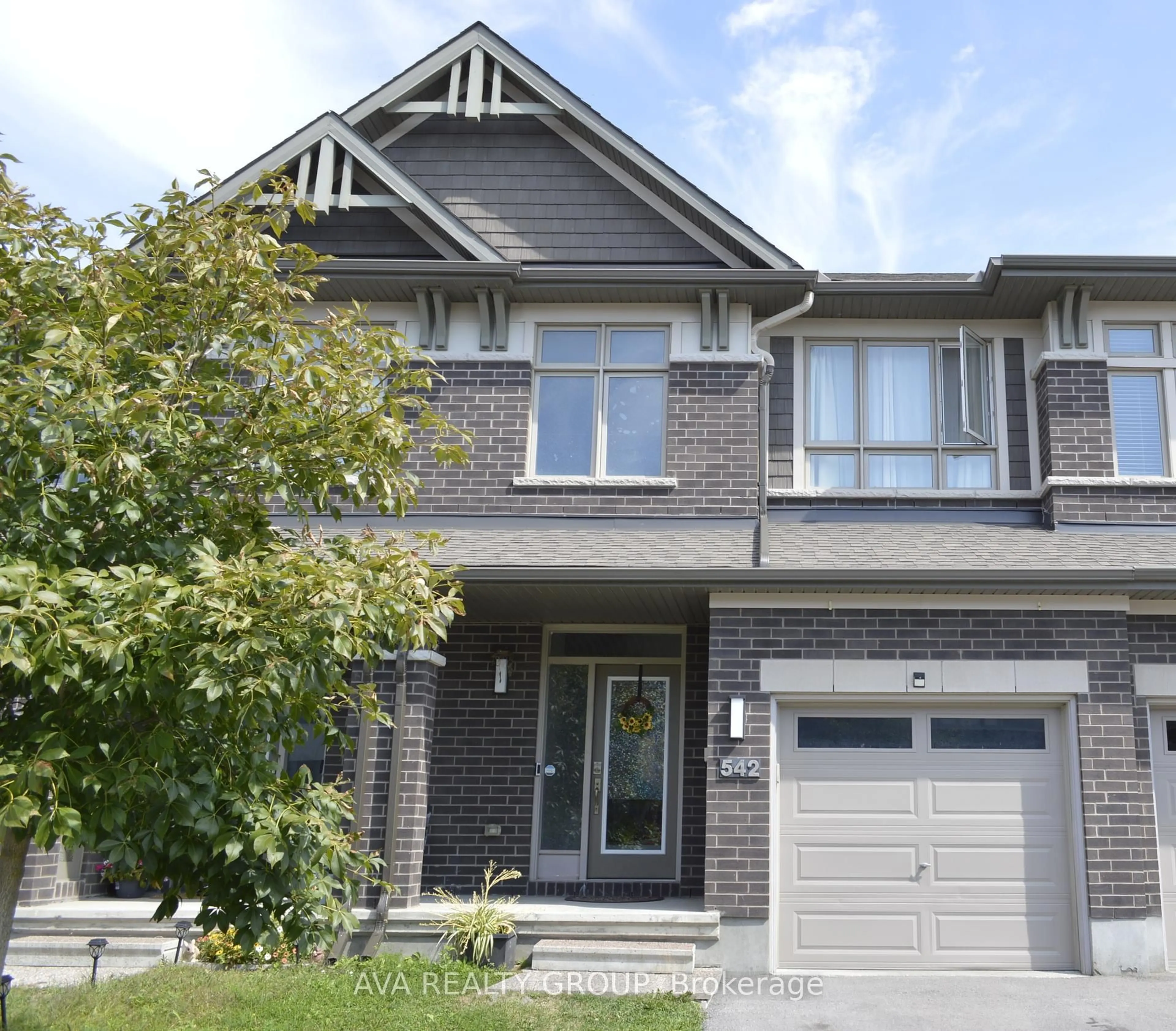 Home with brick exterior material, street for 542 Triangle St, Ottawa Ontario K2M 0M5
