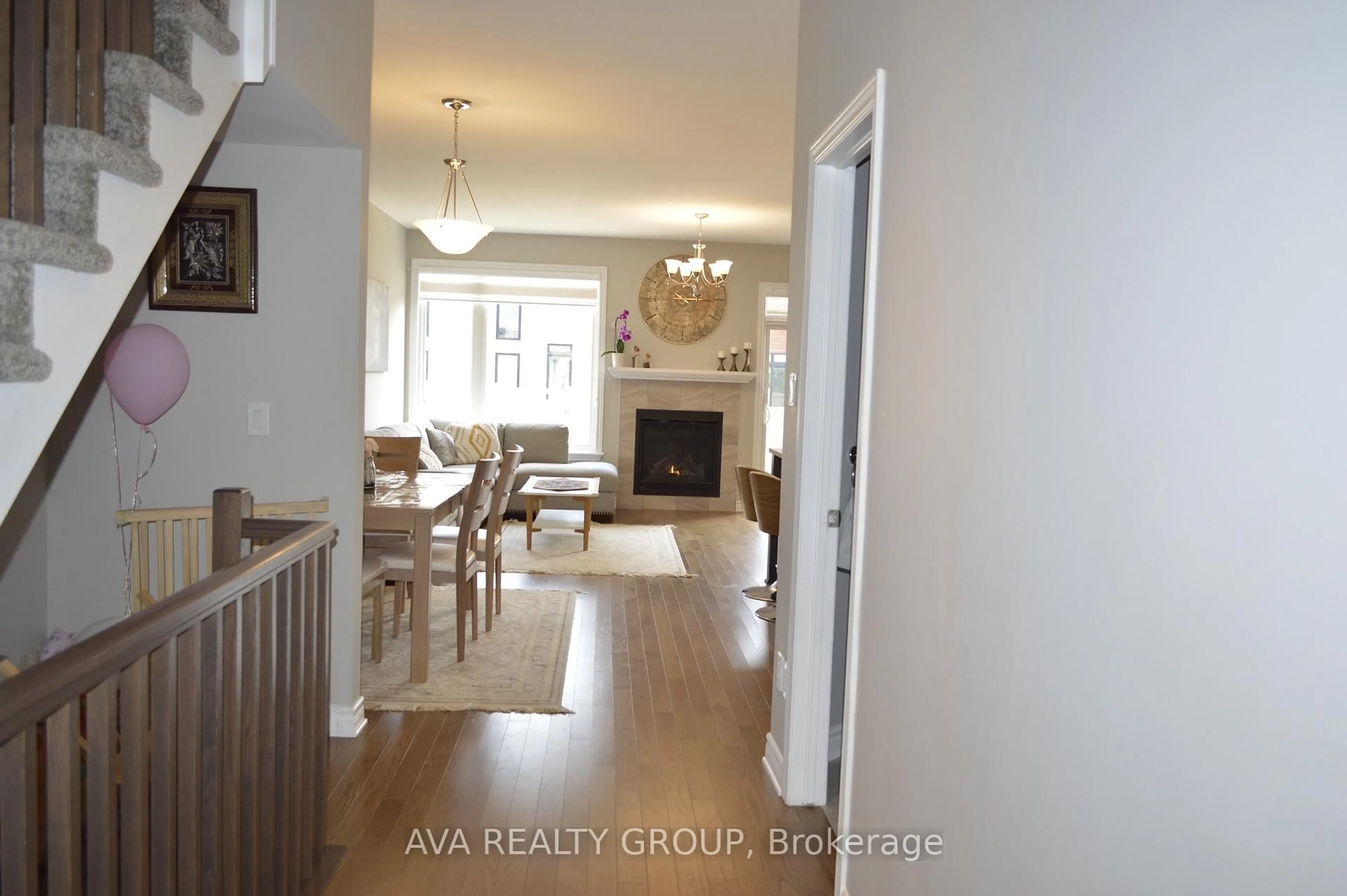 Unknown for 542 Triangle St, Ottawa Ontario K2M 0M5