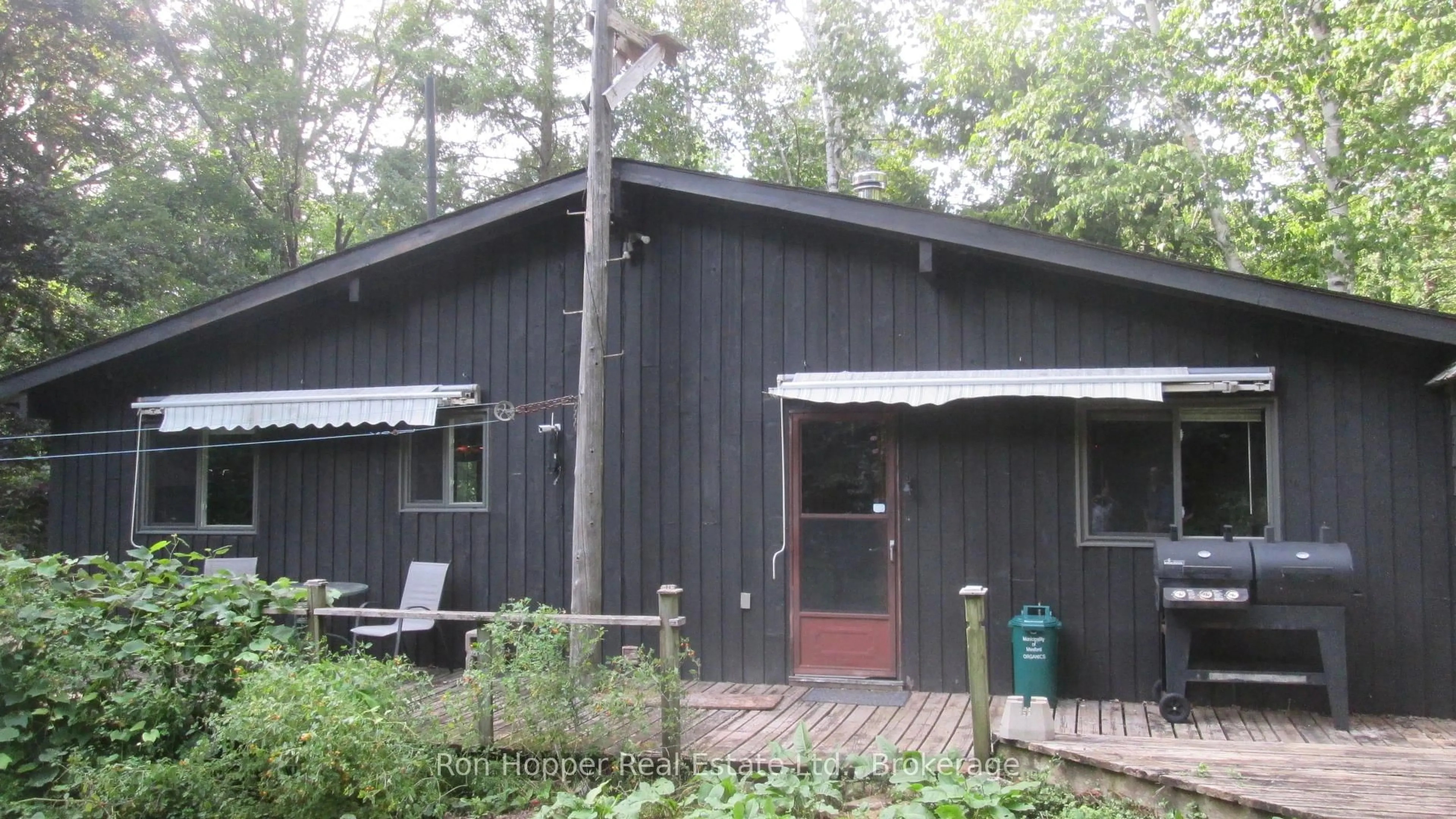 Shed for 140 Sunset Beach Rd, Meaford Ontario N0H 1B0