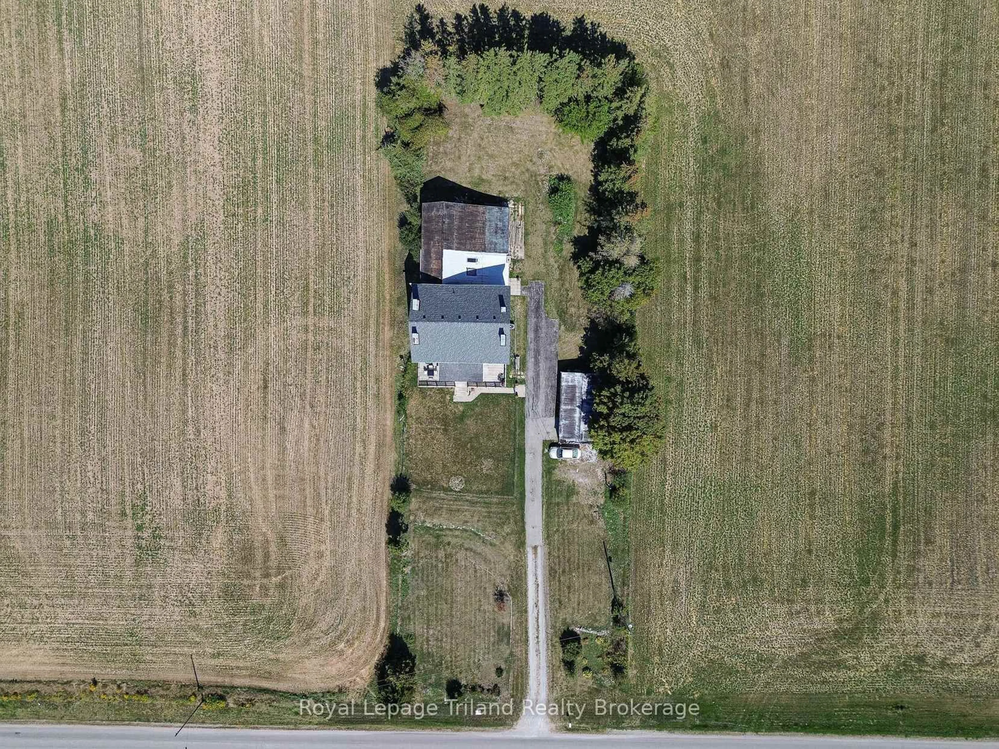 A pic from outside/outdoor area/front of a property/back of a property/a pic from drone, street for 383559 Salford Rd, South-West Oxford Ontario N0J 1W0