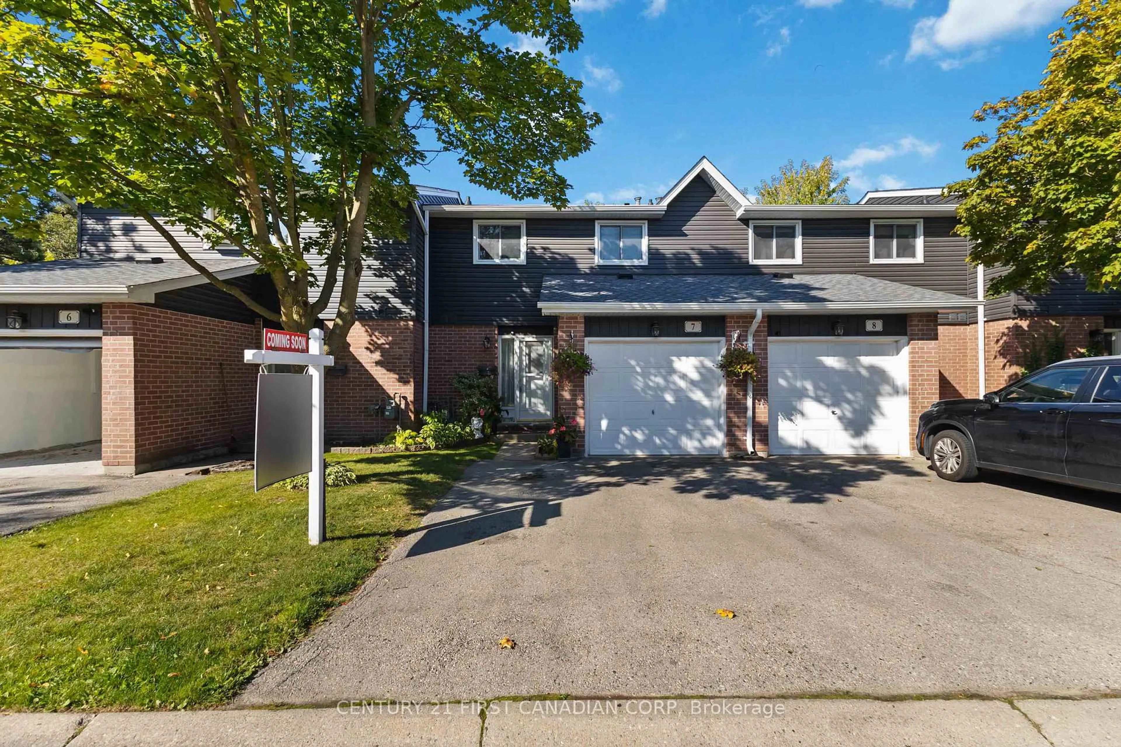 Unknown for 131 Bonaventure Dr #7, London East Ontario N5V 4H8