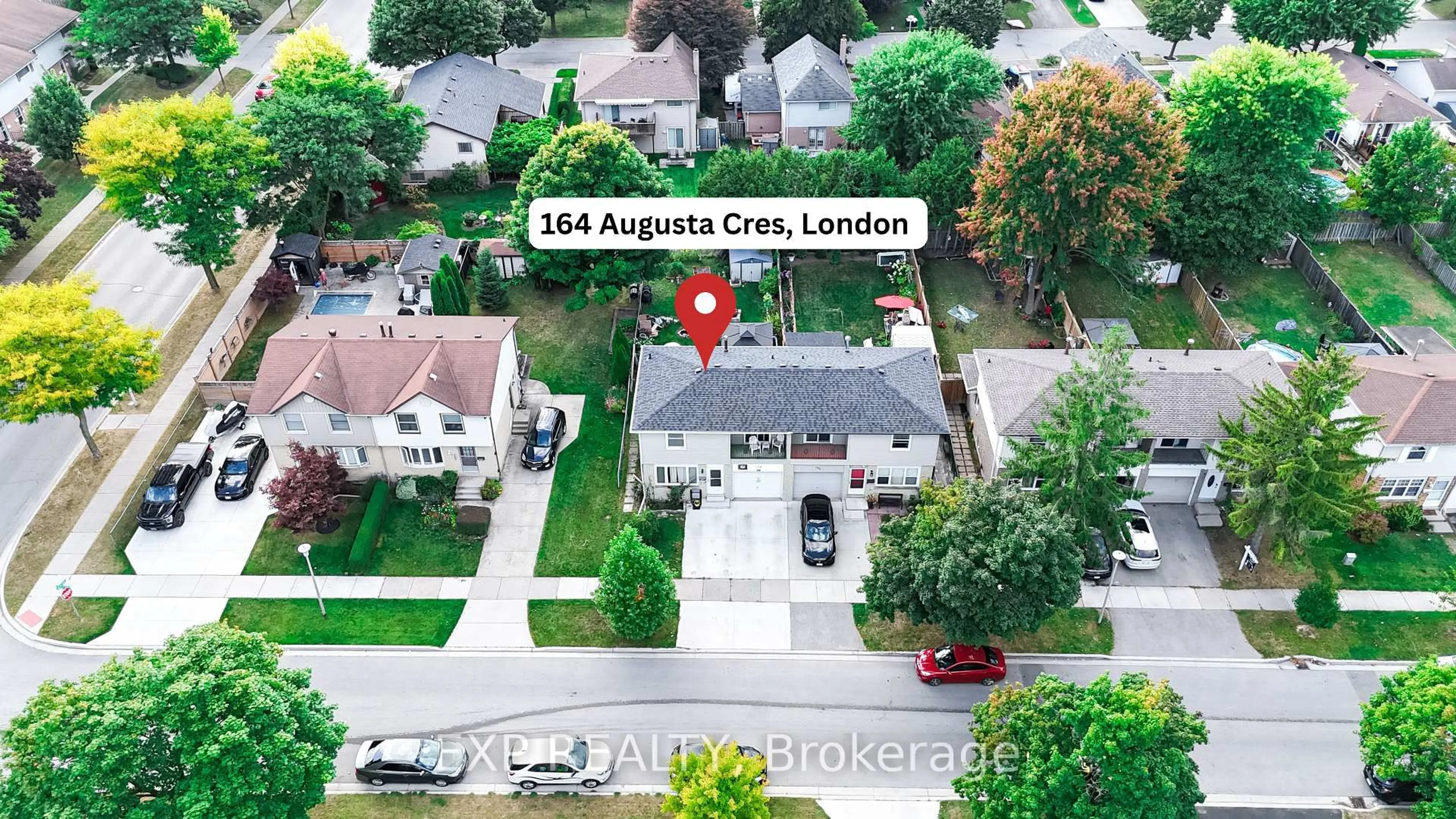 A pic from outside/outdoor area/front of a property/back of a property/a pic from drone, street for 164 Augusta Cres, London South Ontario N6E 2E1