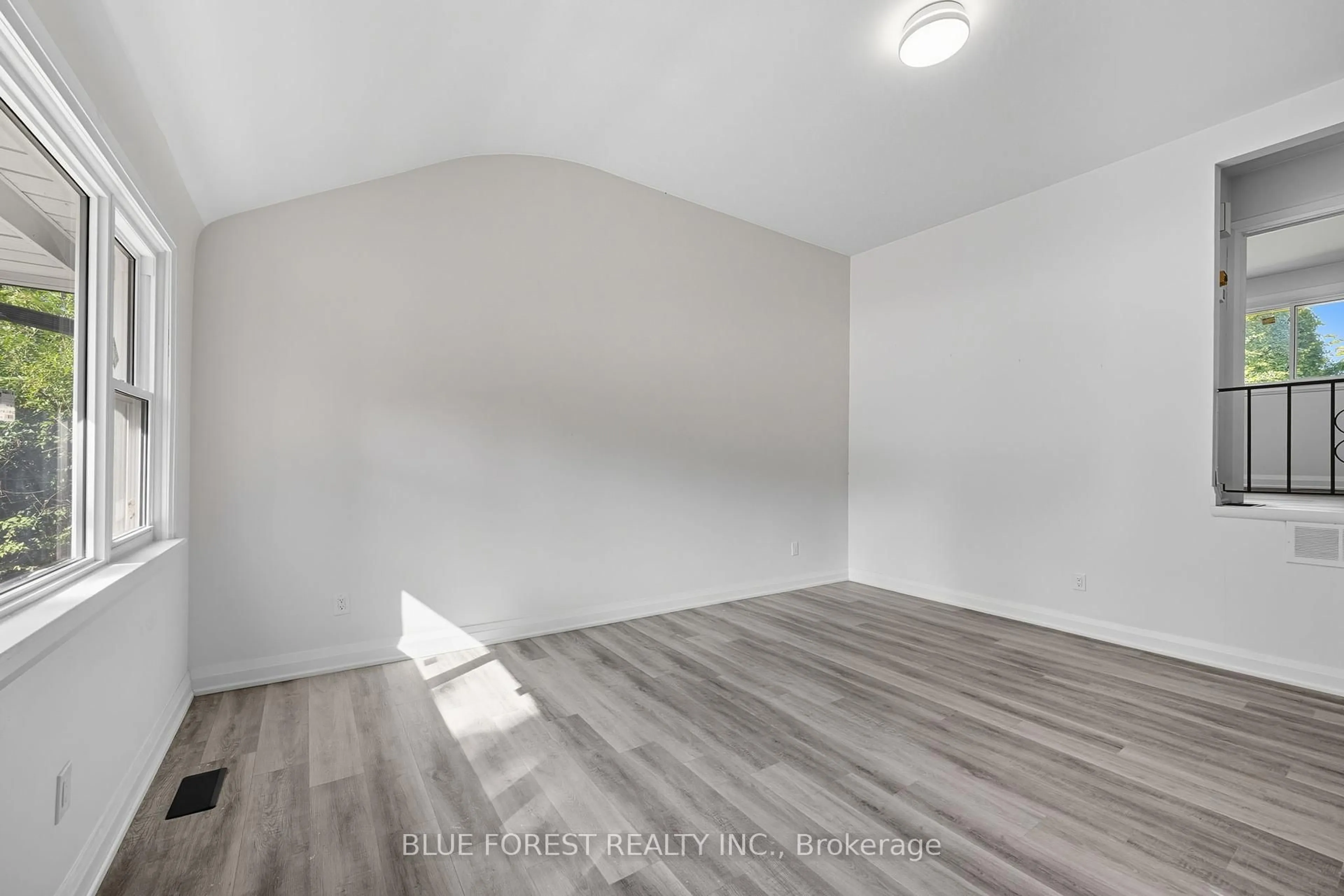A pic of a room for 1770 Seeley Dr, London East Ontario N5W 2B1