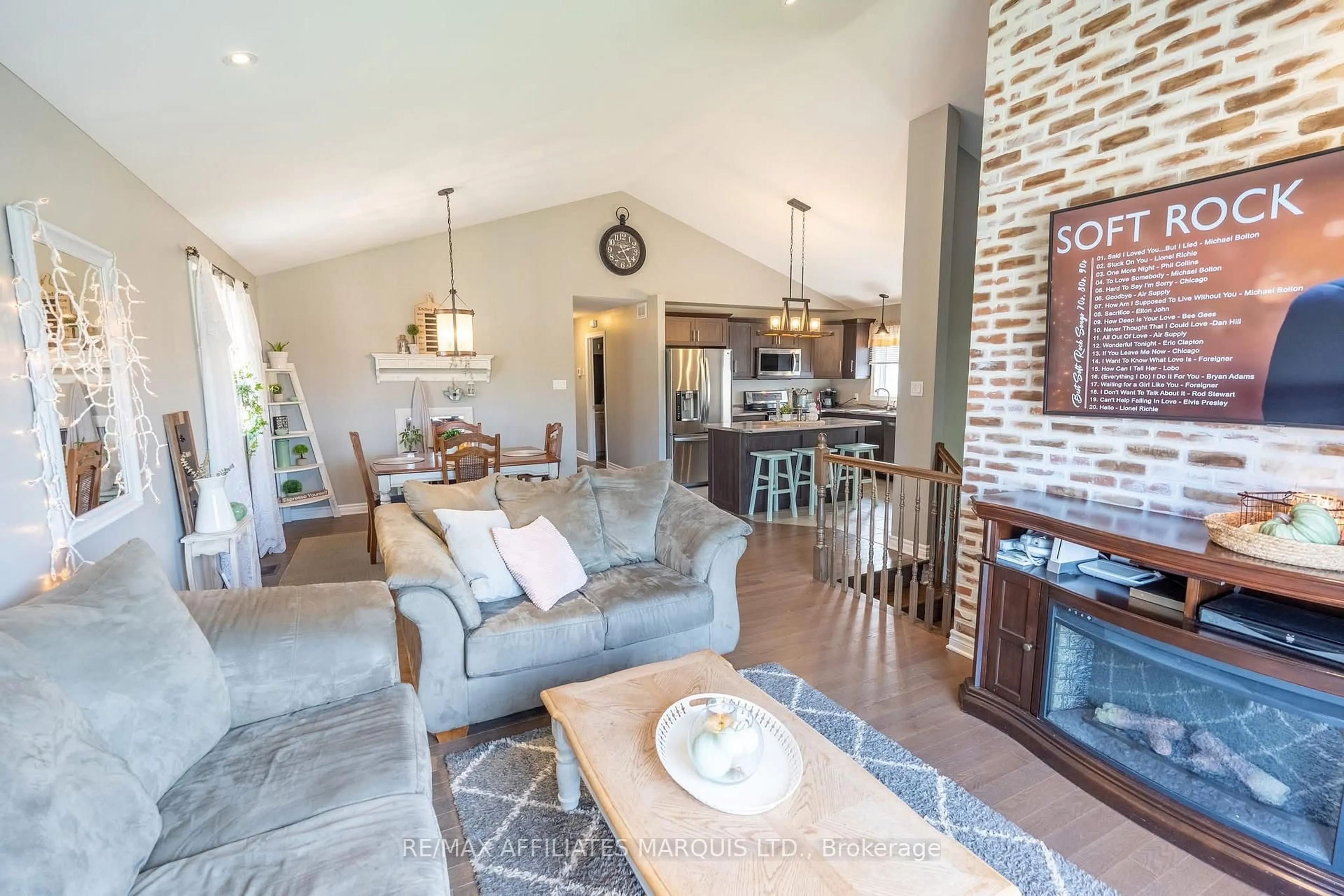 Living room with furniture, unknown for 46 MERCIER Ave, Cornwall Ontario K6K 0B8