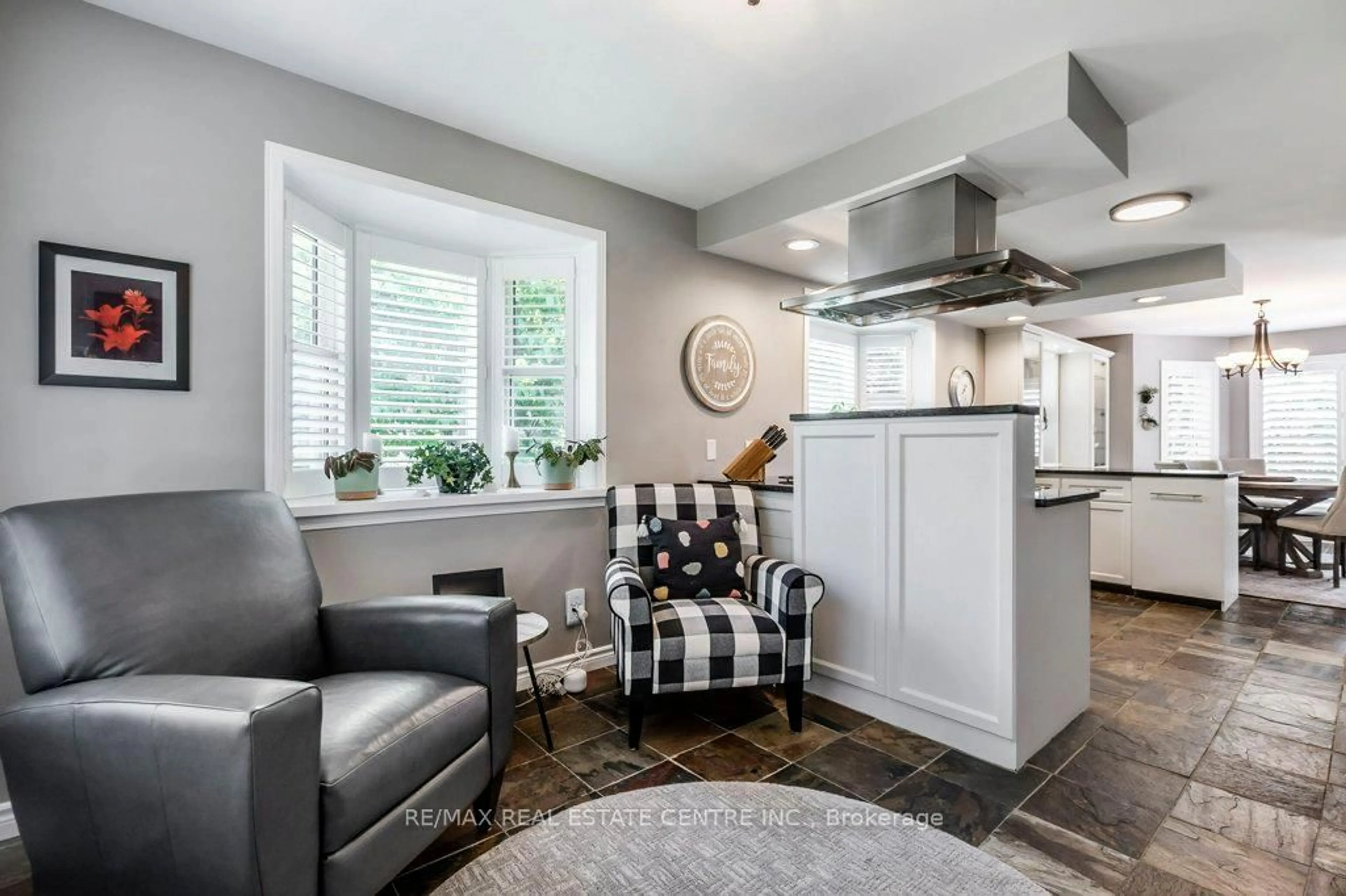 Open concept kitchen, unknown for 3207 Perth Line 26 Line, Stratford Ontario N5A 6S3