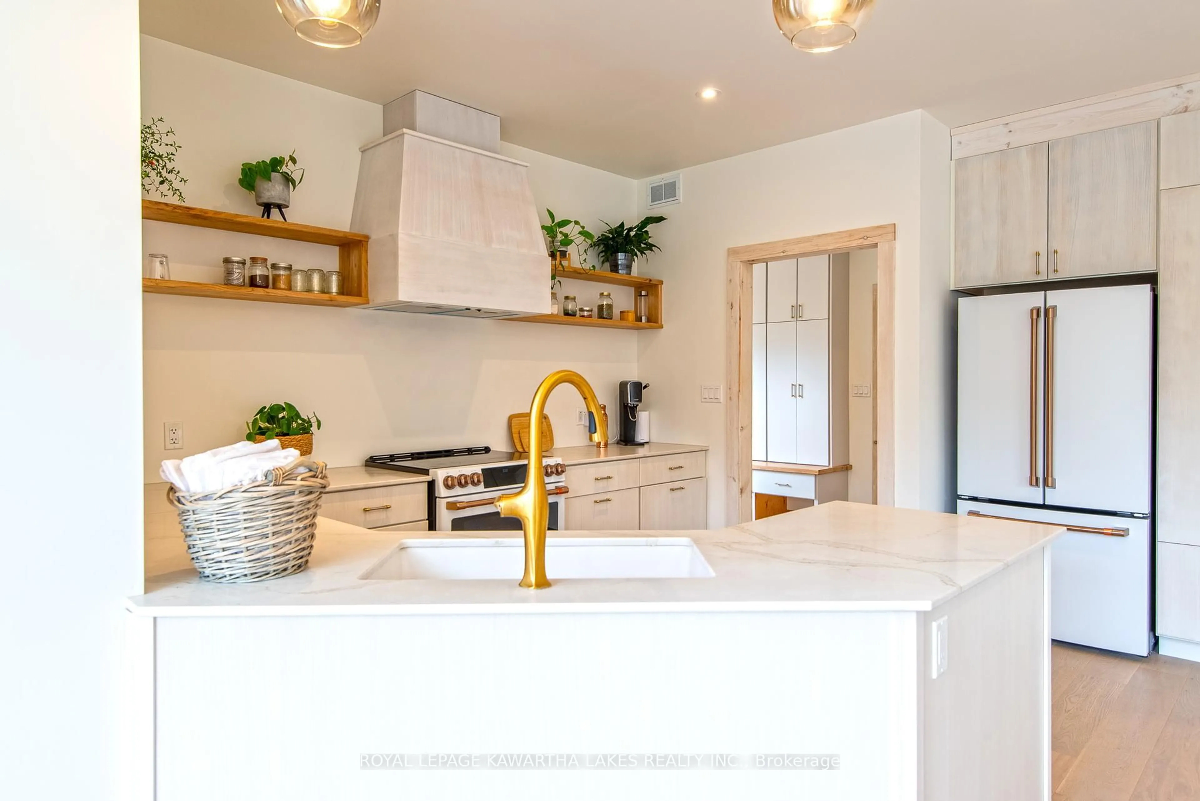 Open concept kitchen, unknown for 104 Moon Line Rd, Trent Lakes Ontario K0M 1A0
