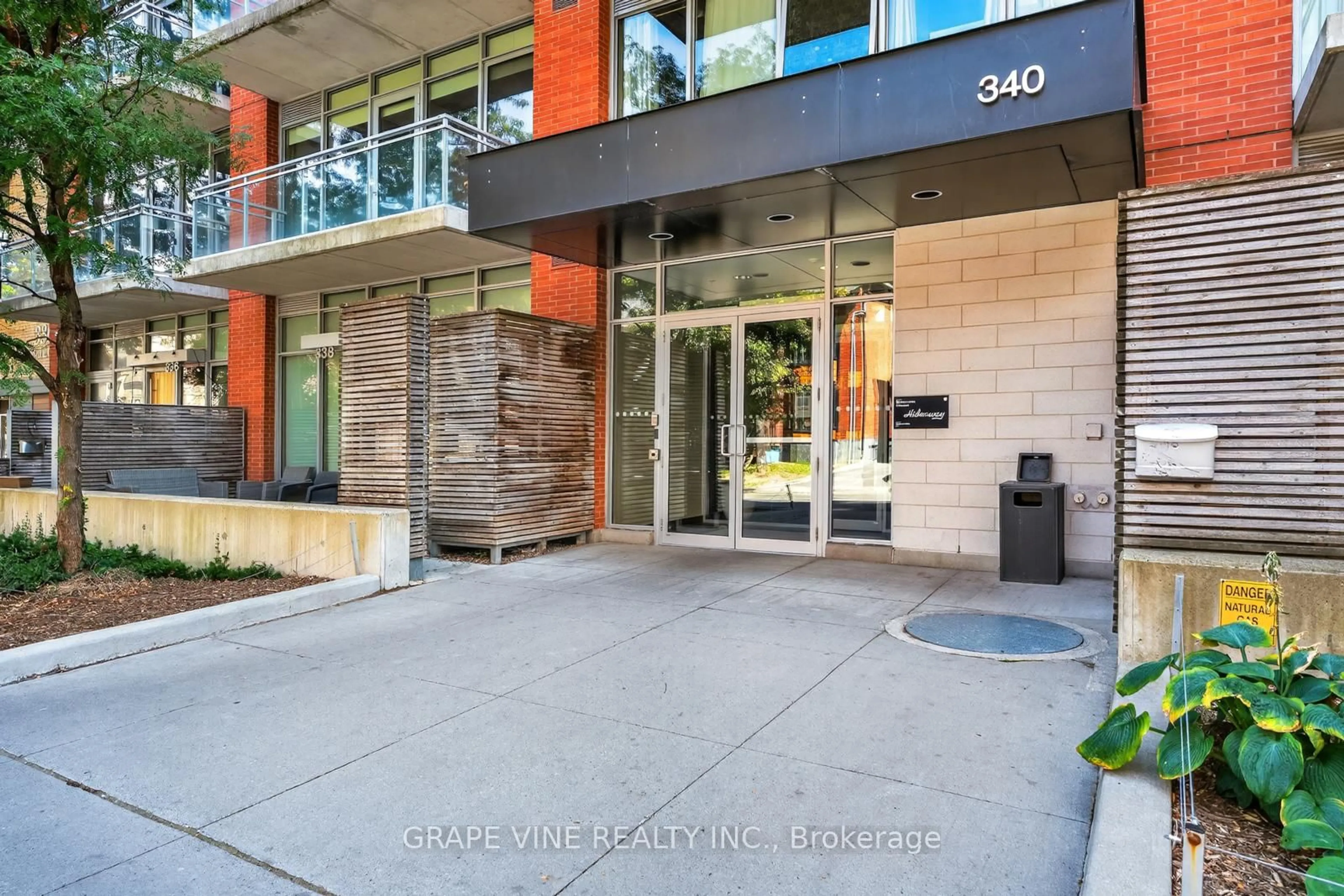 Unknown for 340 Mcleod St #750, Ottawa Ontario K2P 1A4