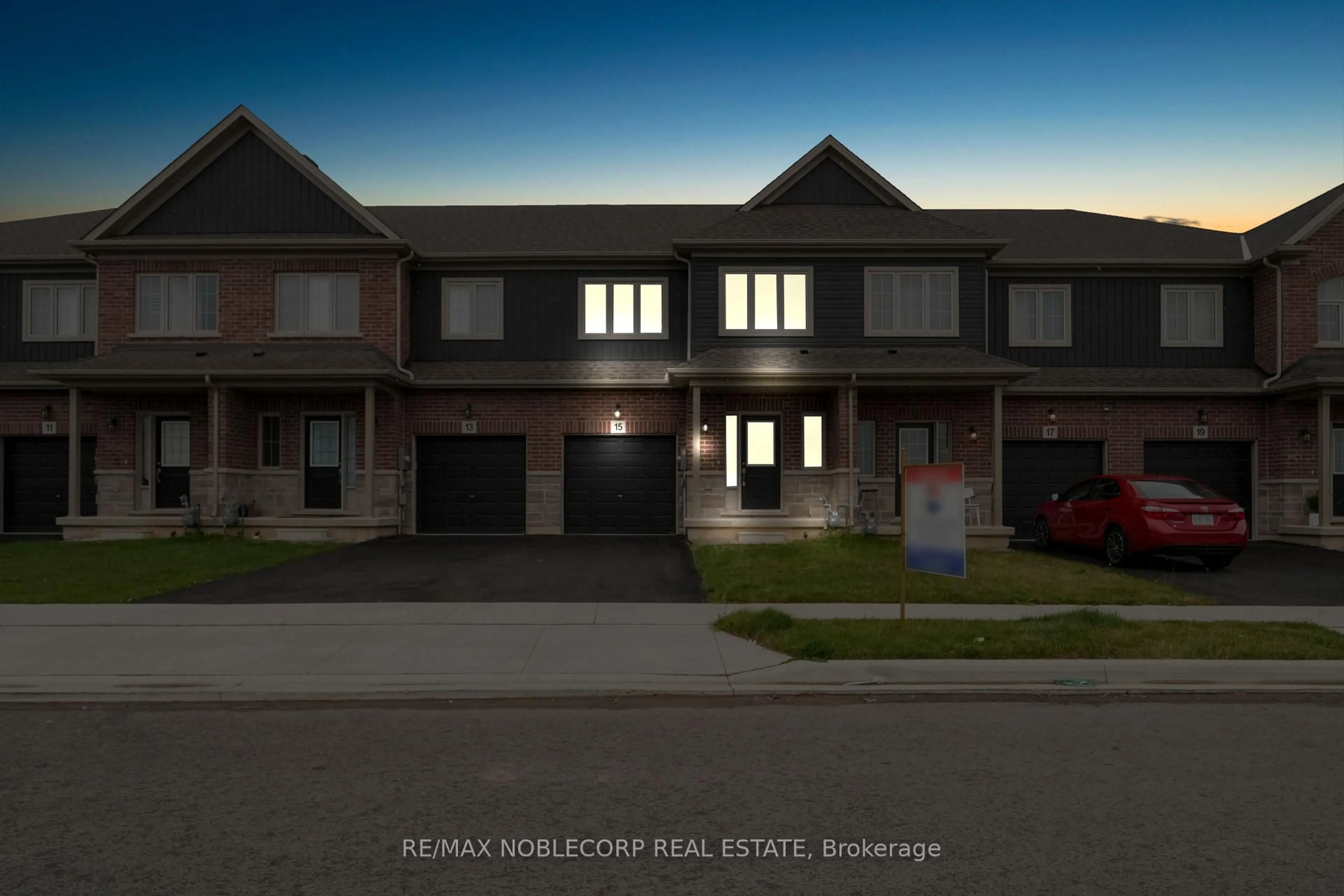 Unknown for 15 Lloyd Davies Way, Hamilton Ontario L0R 1C0
